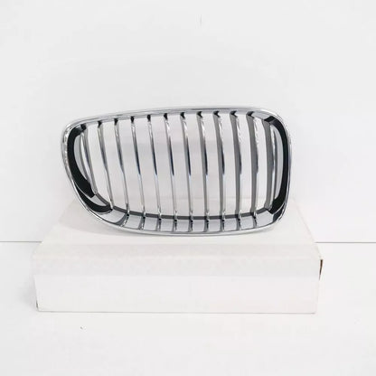 NEW BMW 1 SERIES E87 FRONT BUMPER GRILLE RIGHT SIDE 51137179656 7179656 ORIGINAL