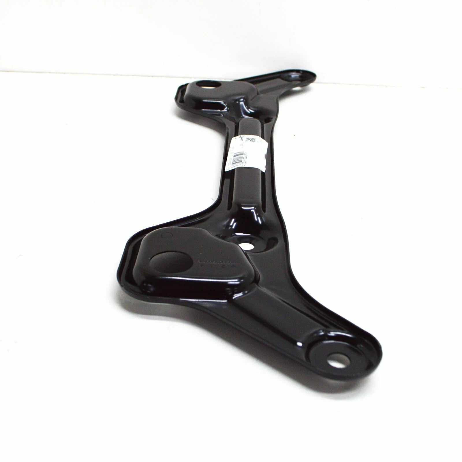 NEW MB C W204 STEERING TO FRAME-TYPE INTERGRAL SUPPORT PLATE A2046280011