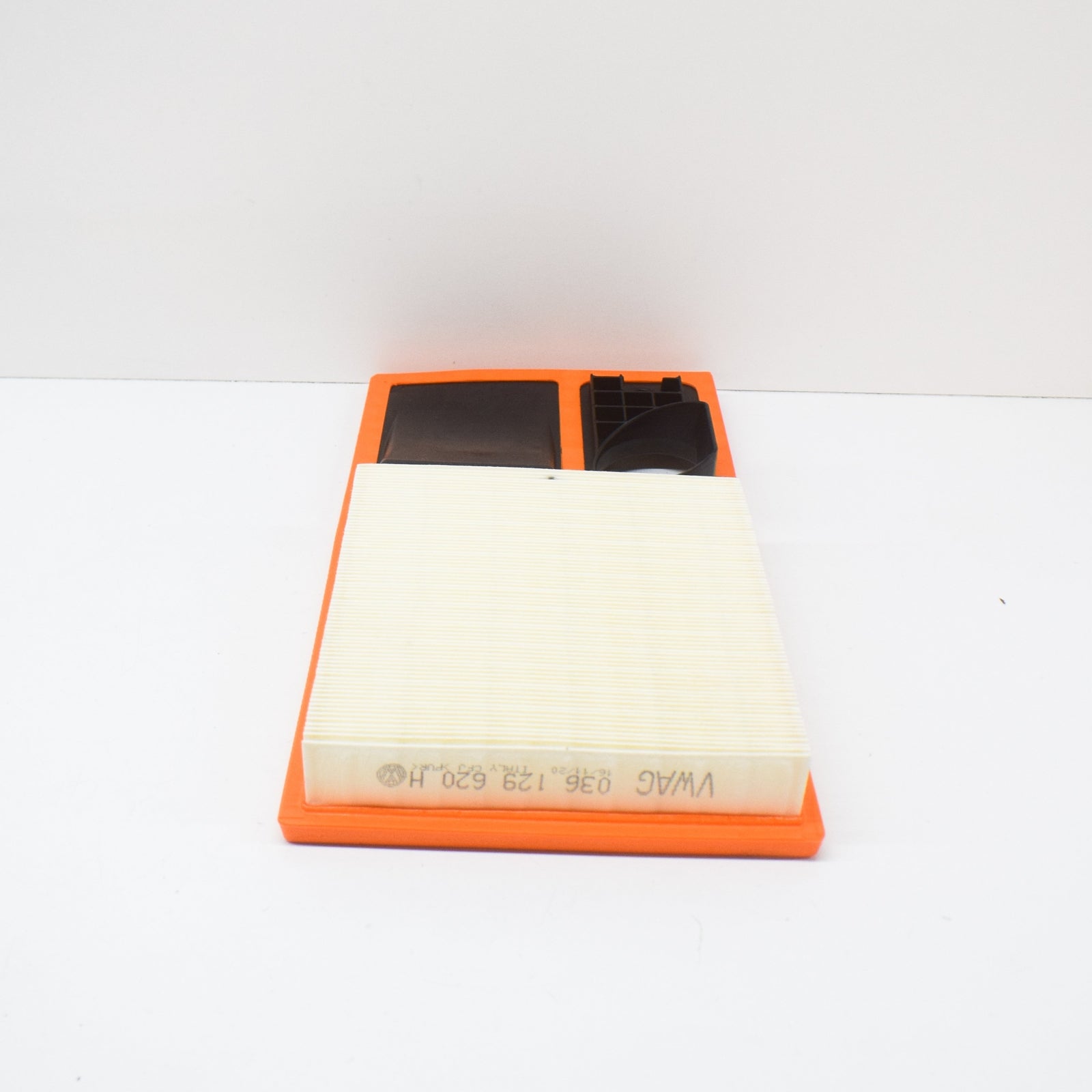 NEW VOLKSWAGEN GOLF MK6 AIR FILTER 036129620H ORIGINAL