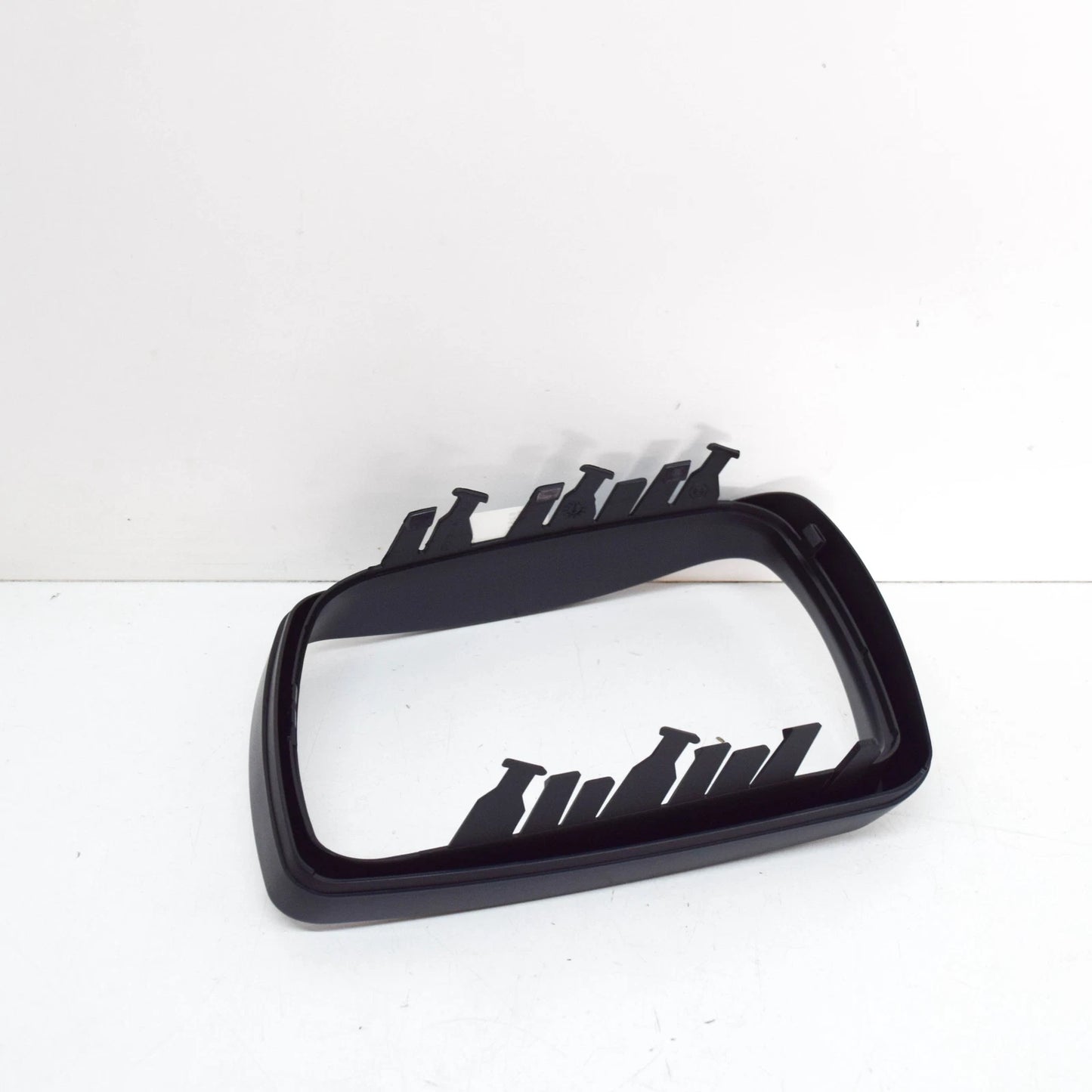NEW BMW X5 E53 RIGHT DOOR WING MIRROR RING TRIM 51168254904 8254904 ORIGINAL