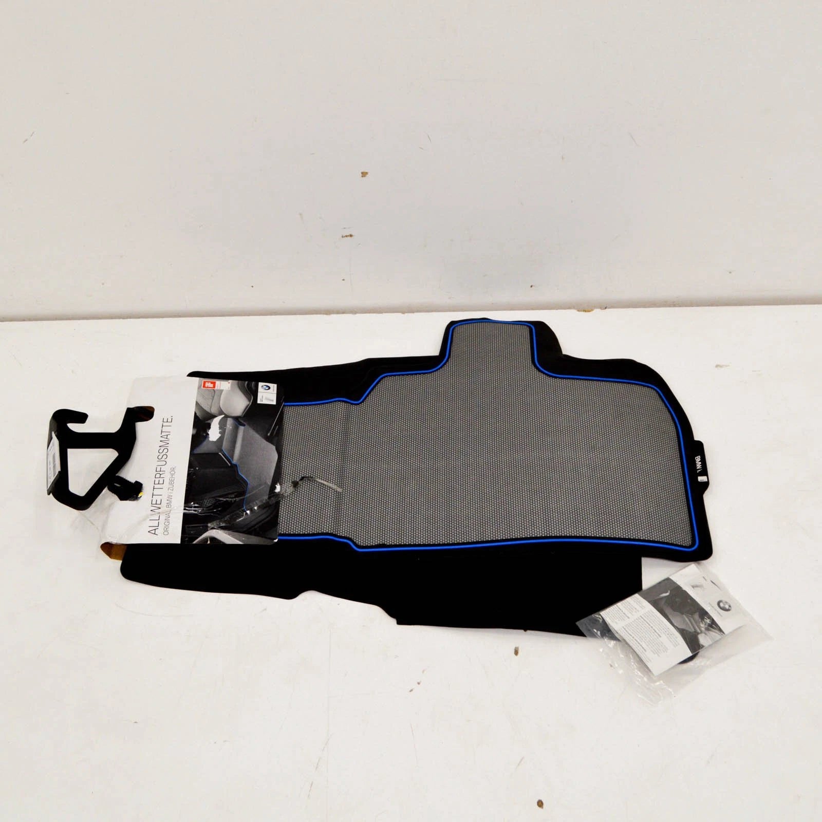 NEW BMW I3 I01 INTERIOR FRONT FLOOR MAT RHD 51472349826 2349826 ORIGINAL