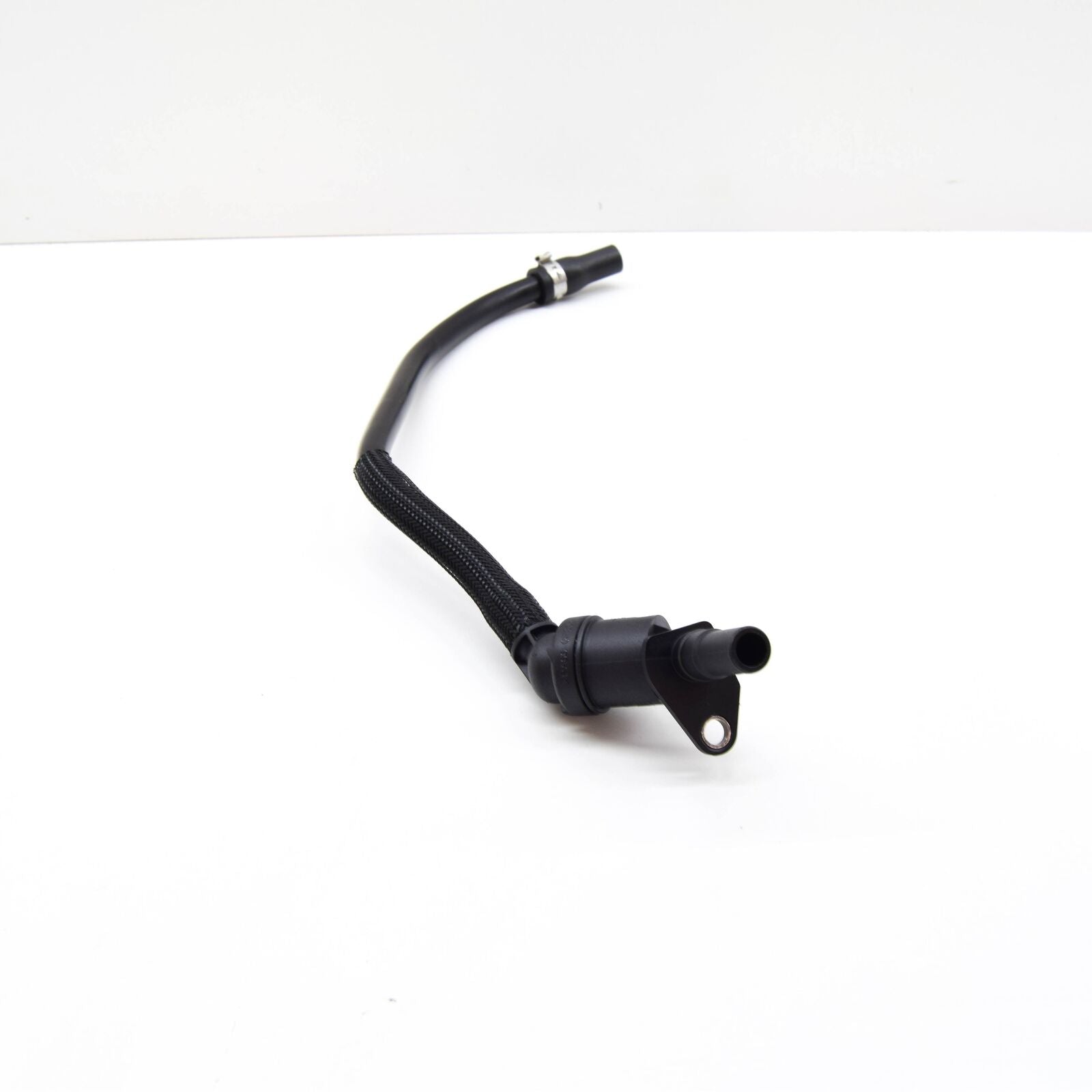 NEW MERCEDES-BENZ C W204 ENGINE PIPE WITH NON-RETURN VALVE A2710100391 ORIGINAL