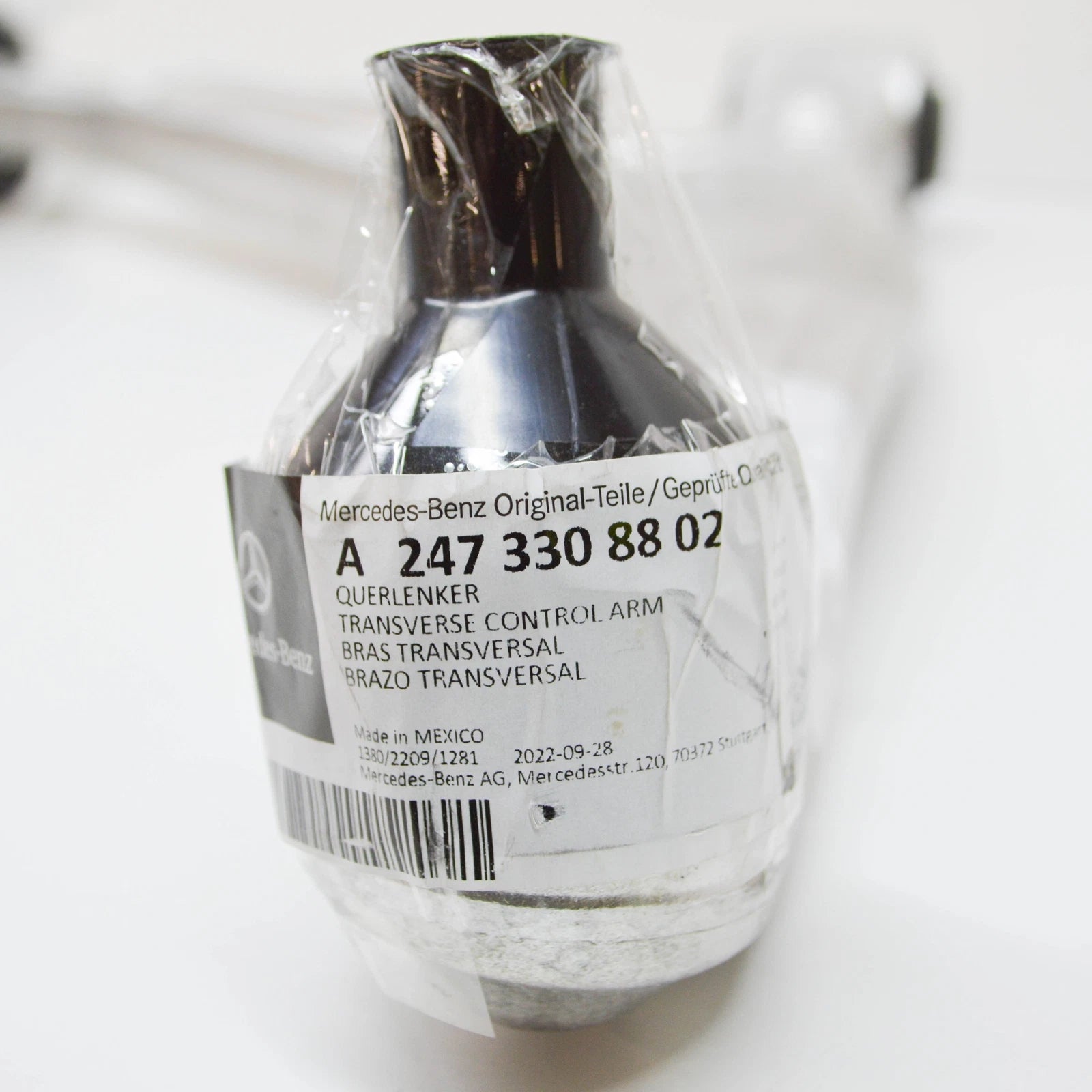 NEW MB GLA H247 FRONT RIGHT TRANSVERSE CONTROL ARM A2473308802 ORIGINAL