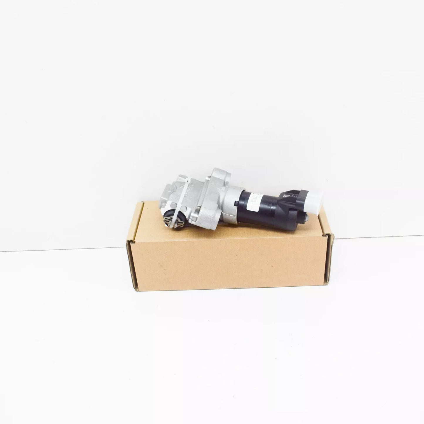 NEW VW TOUAREG 7P MK2 REAR LEFT PARKING BRAKE ACTUATOR 7P0609723B ORIGINAL