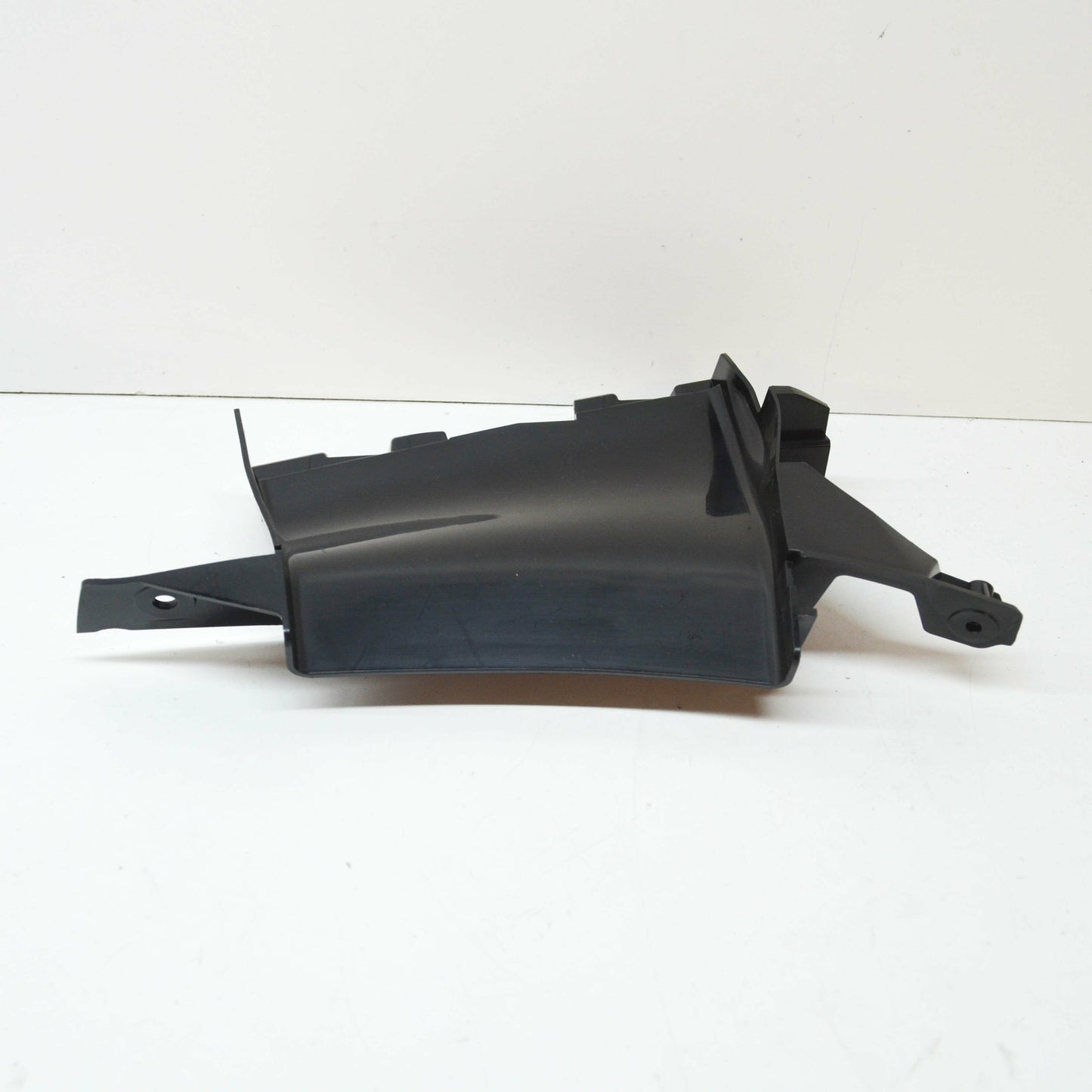 NEW AUDI A5 CABRIO 8W6 FRONT BUMPER LEFT LOWER RADIATOR DEFLECTOR 8W6121763D