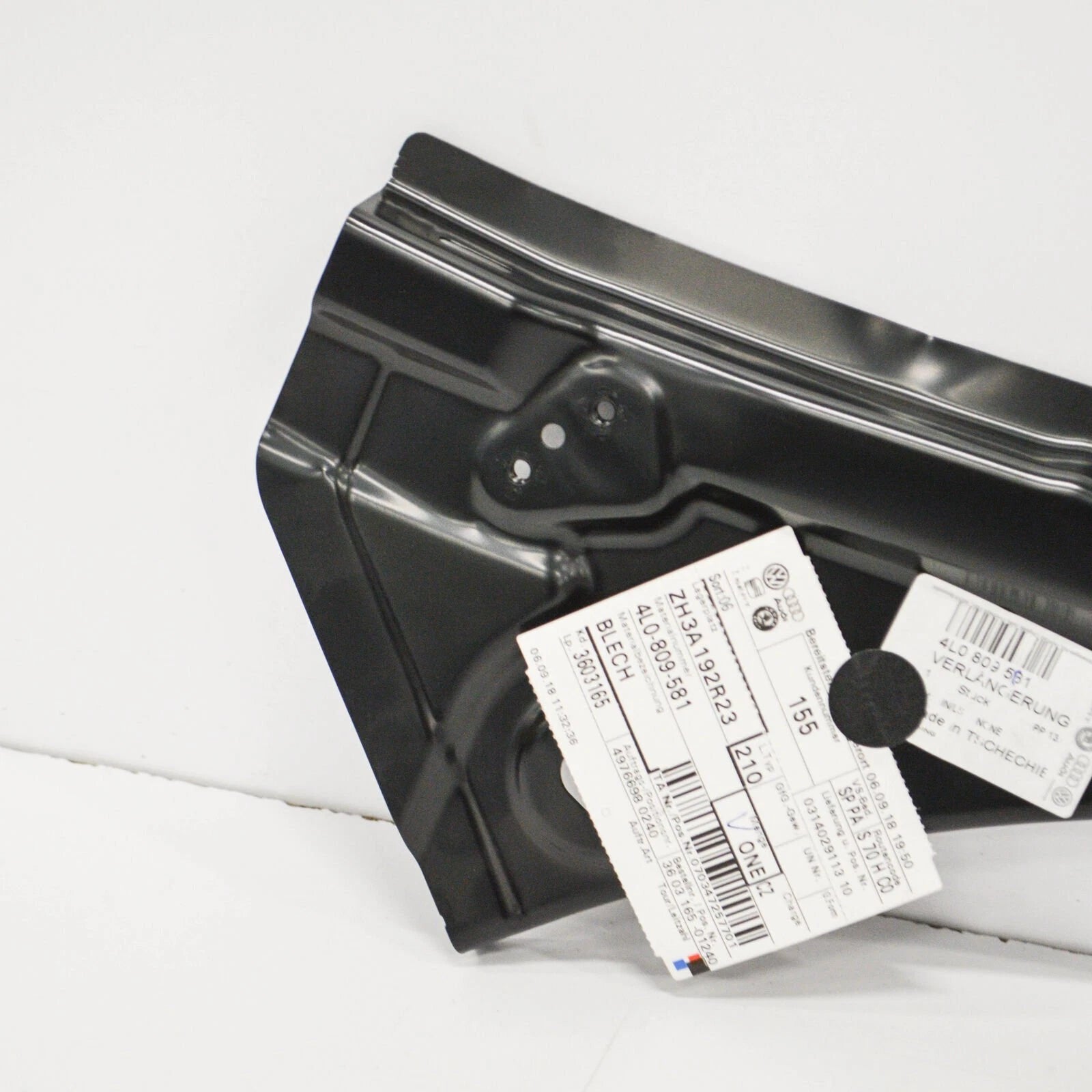 NEW AUDI Q7 4L LEFT SIDE INNER C PILLAR INSERT PLATE  4L0809581 ORIGINAL