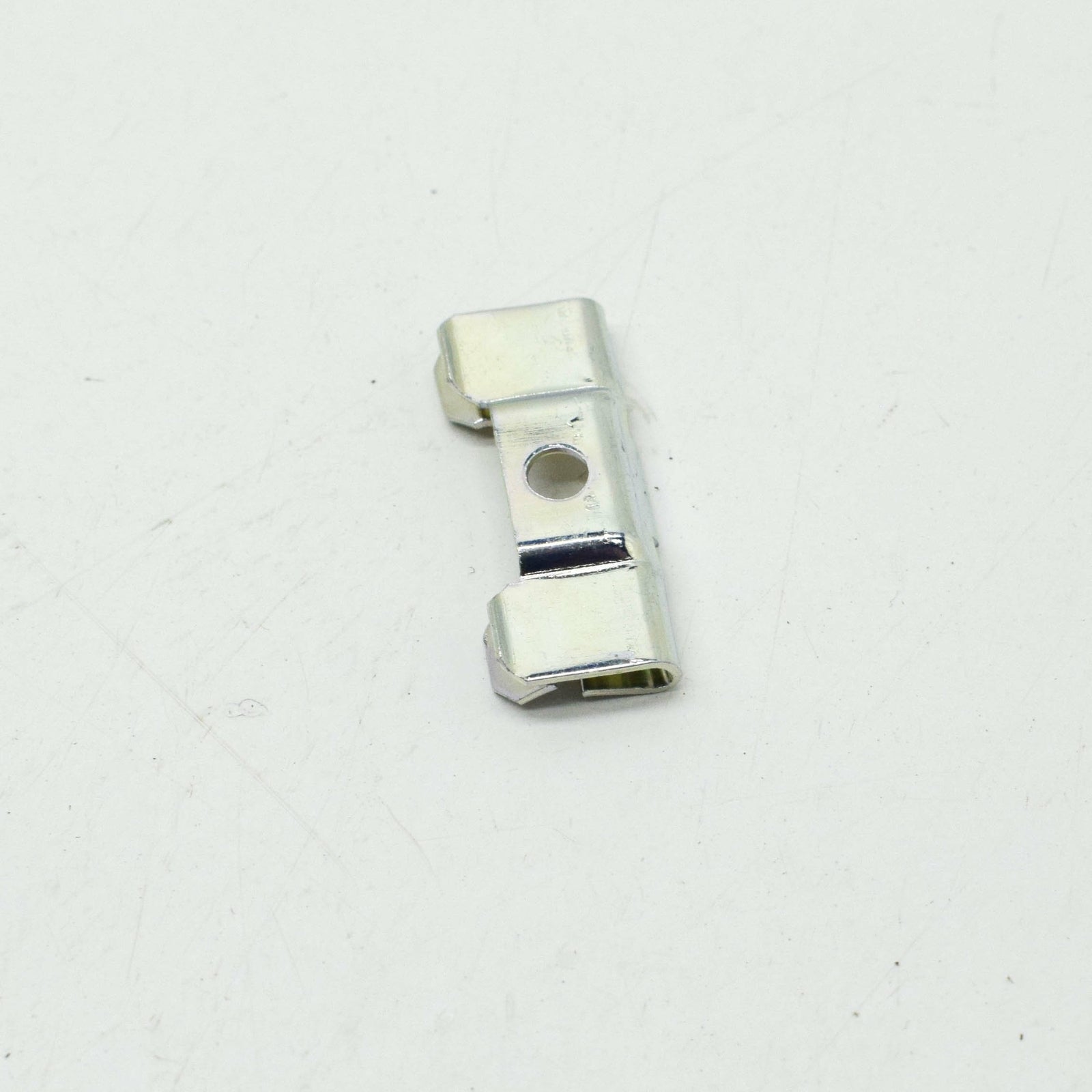 new mb sl r107 front windshield turn retainer fastener a1079881578 original