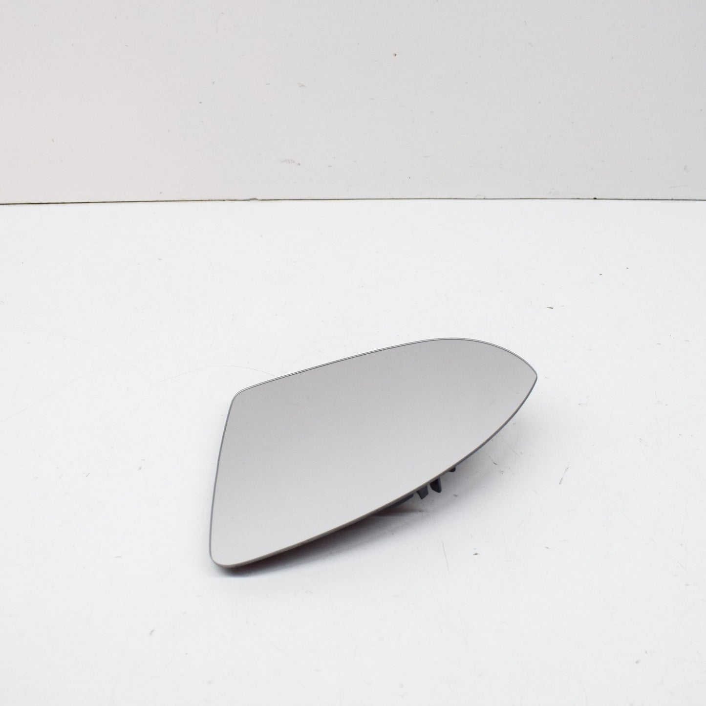 NEW VOLKSWAGEN GOLF MK7 FRONT LEFT DOOR MIRROR GLASS LHD USA 5G0857521B ORIGINAL