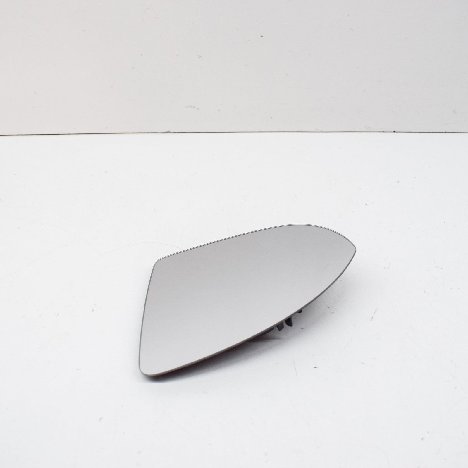 NEW VOLKSWAGEN GOLF MK7 FRONT LEFT DOOR MIRROR GLASS LHD USA 5G0857521B ORIGINAL