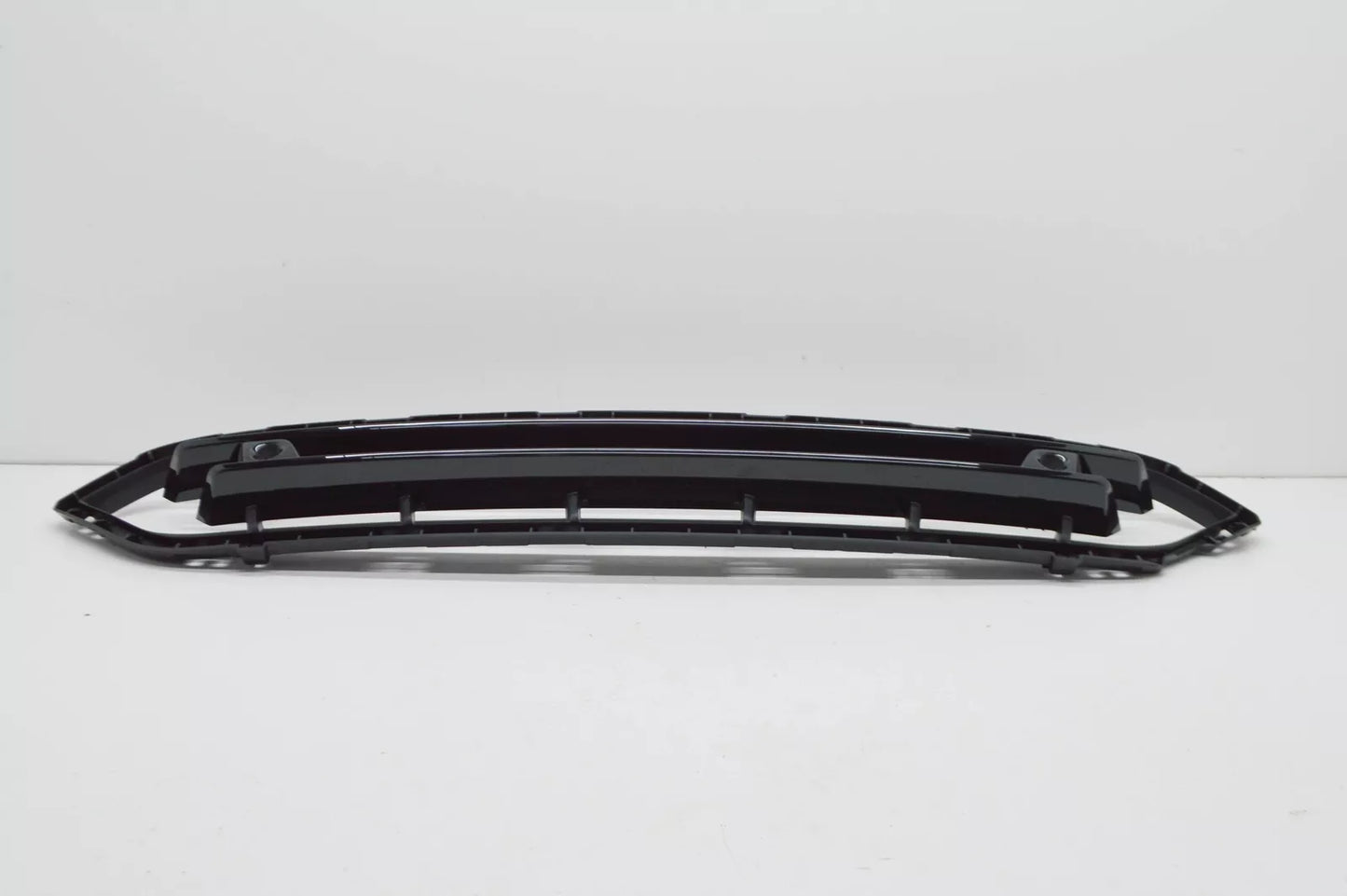 NEW BMW X4 G02 FRONT BUMPER LOWER CENTER GRILLE 51117418728 7418728