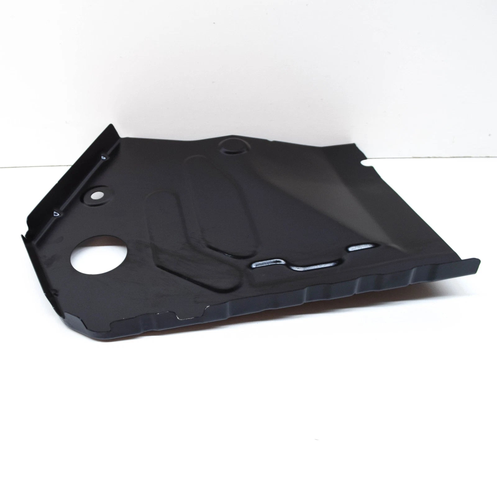 NEW BMW X5 G05 REAR LEFT WHEELHOUSE COVER PANEL 41007947139 7947139 ORIGINAL