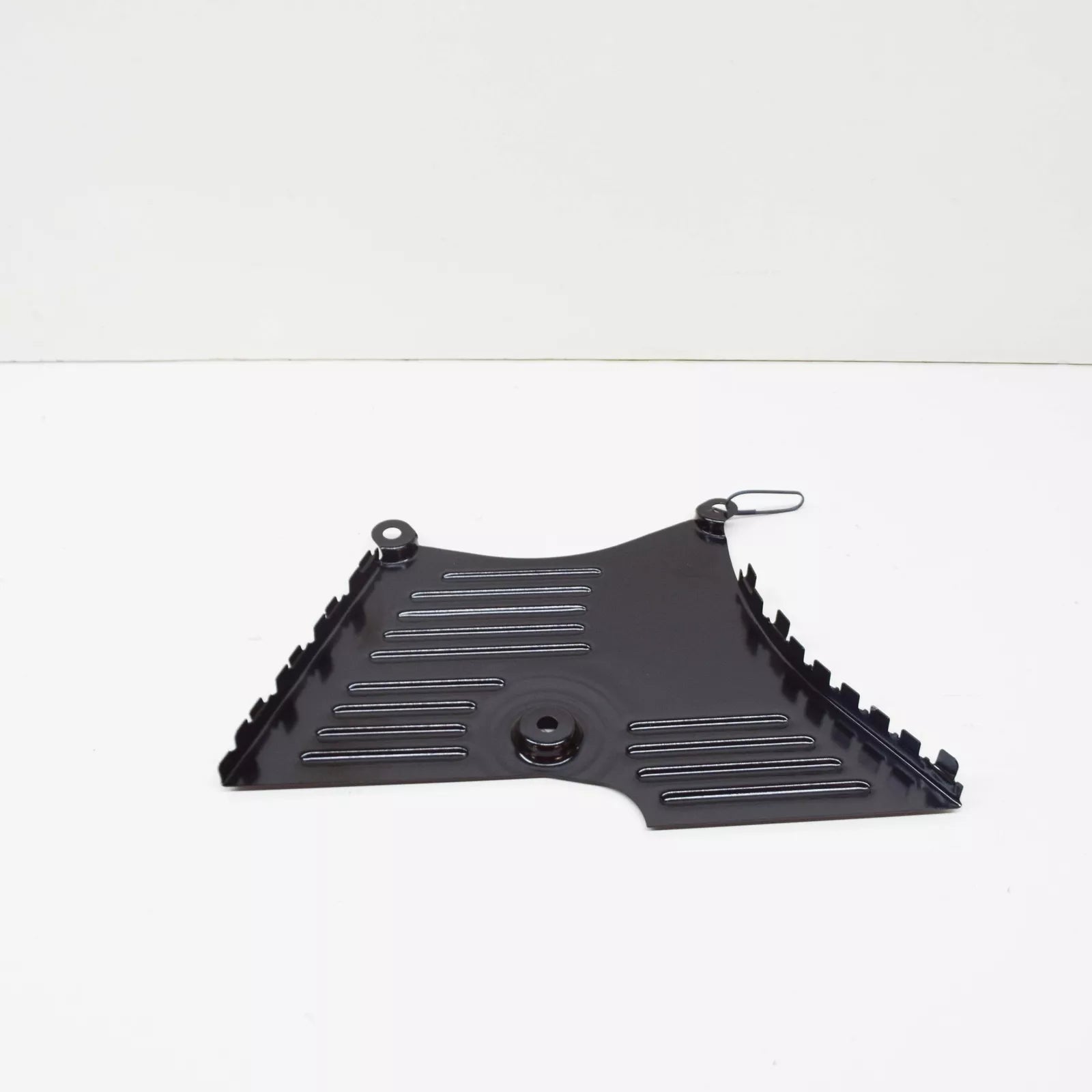 NEW VOLKSWAGEN BEETLE 9C CENTER TOOTHED BELT GUARD 038109147