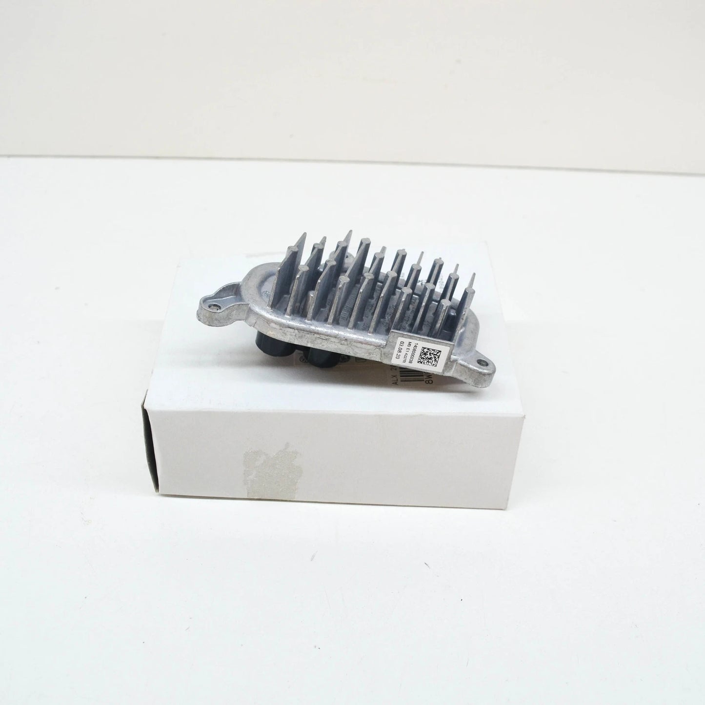 NEW AUDI A5 CABRIO 8W6 FRONT RIGHT DRL LIGHT LED MODULE UNIT 8W6998474A ORIGINAL