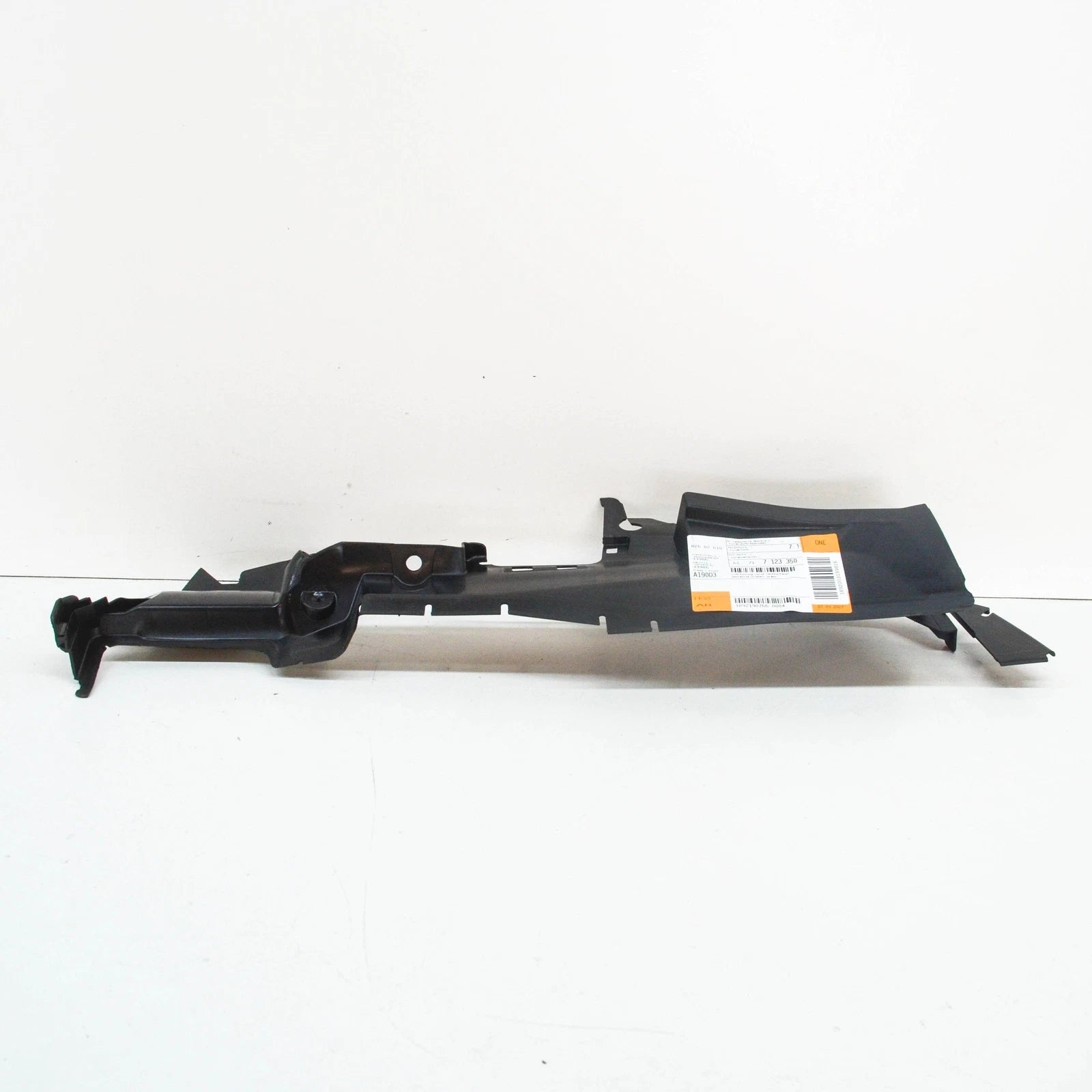 NEW BMW X5 E53 RADIATOR RIGHT AIR DUCT 51717123350 7123350 ORIGINAL