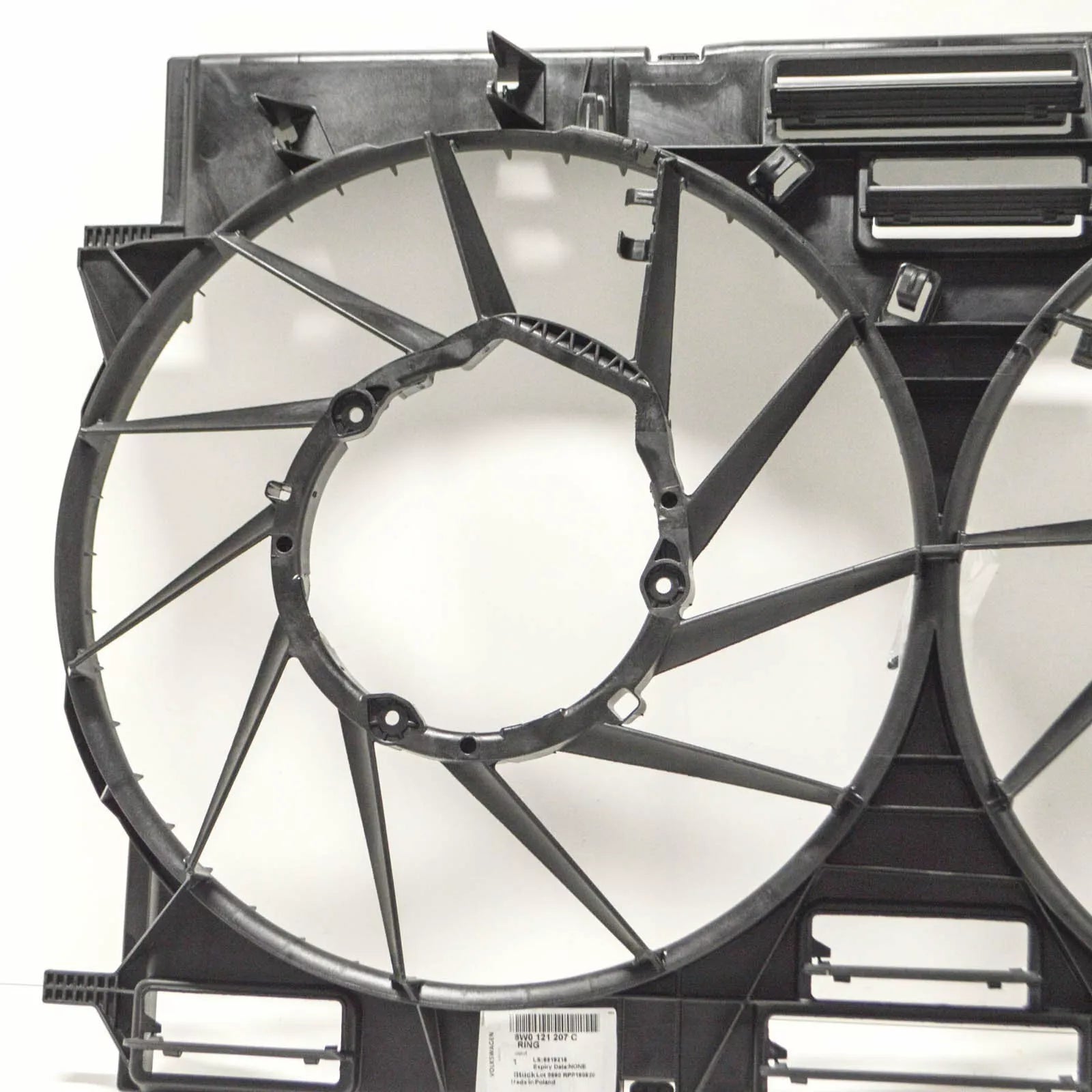 NEW AUDI Q7 4M MK2 ENGINE COOLING FAN SHROUD 8W0121207C ORIGINAL