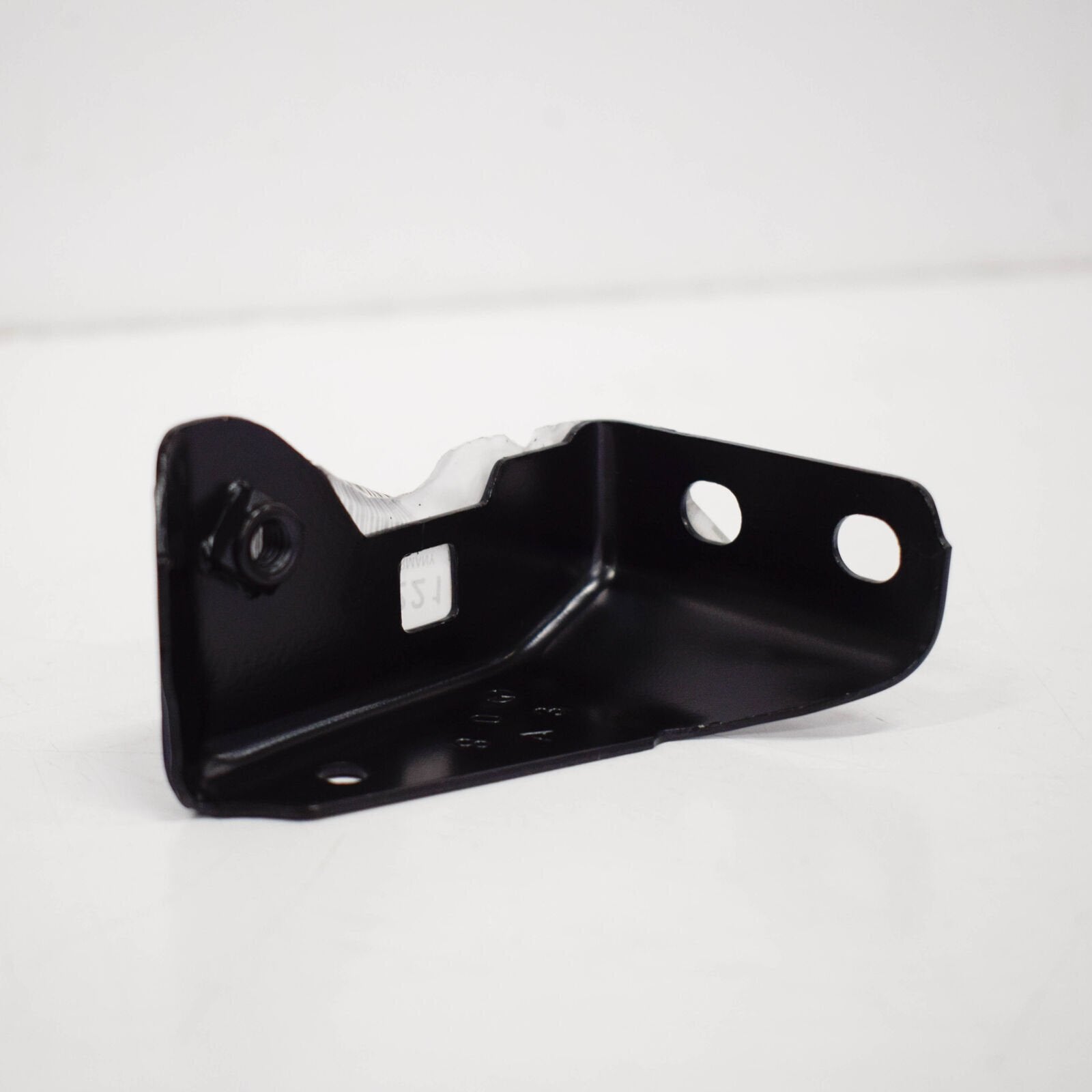 NEW MERCEDES-BENZ S-CLASS W221 RADIATOR LEFT MOUNT BRACKET A2216200183 ORIGINAL