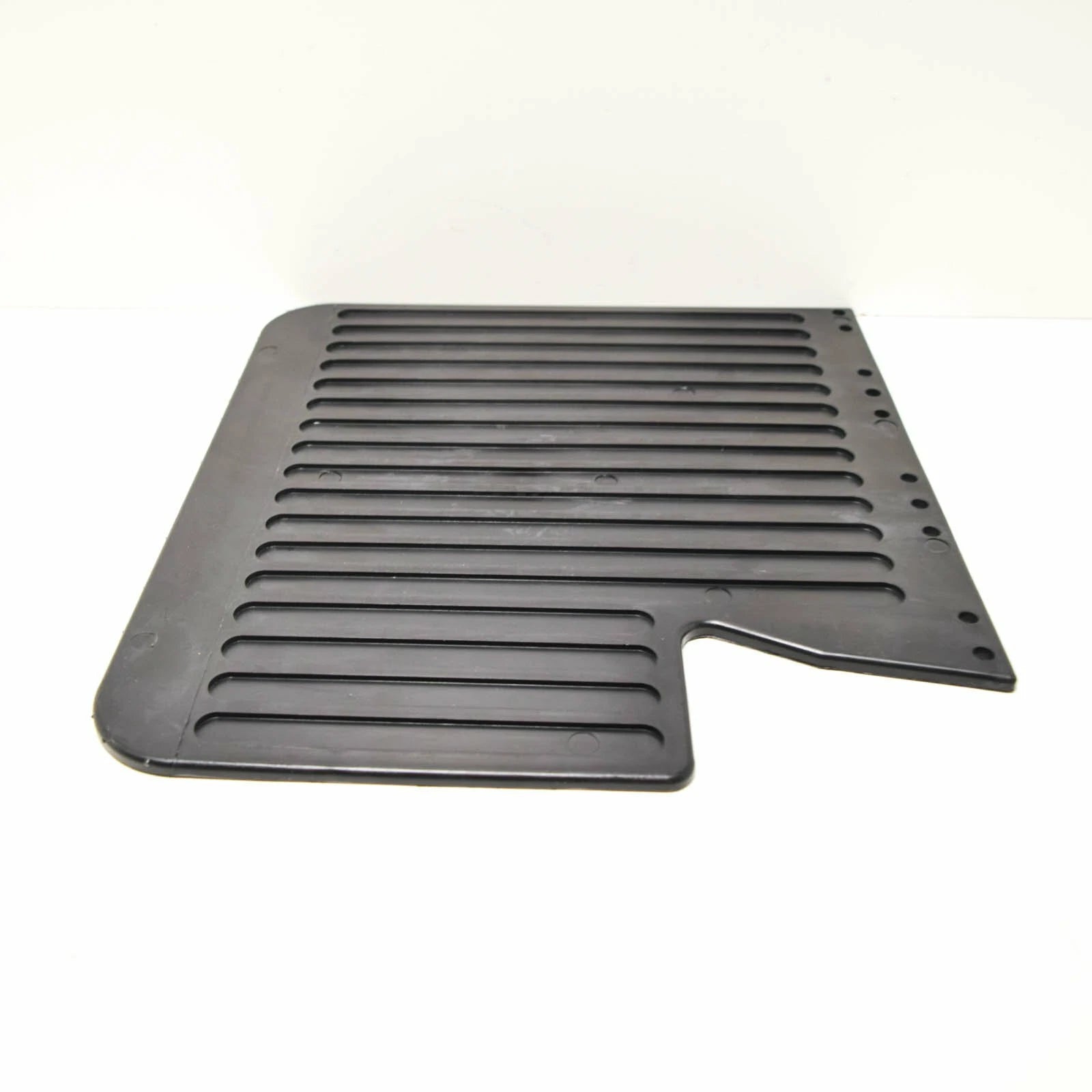 NEW MERCEDES-BENZ G-CLASS W463 REAR RIGHT MUDGUARD APRON A4608891005