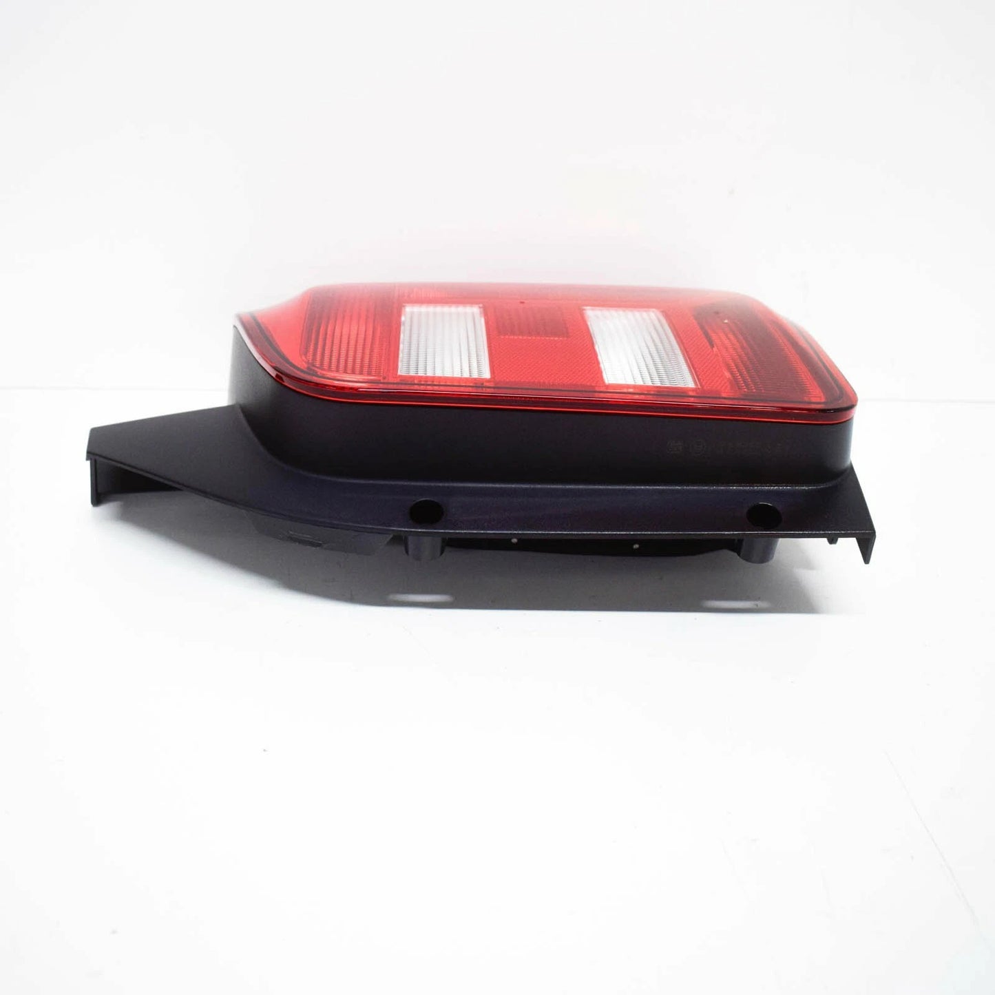 NEW VW TRANSPORTER T6 REAR RIGHT SIDE TAILLIGHT LAMP 7E0945096T