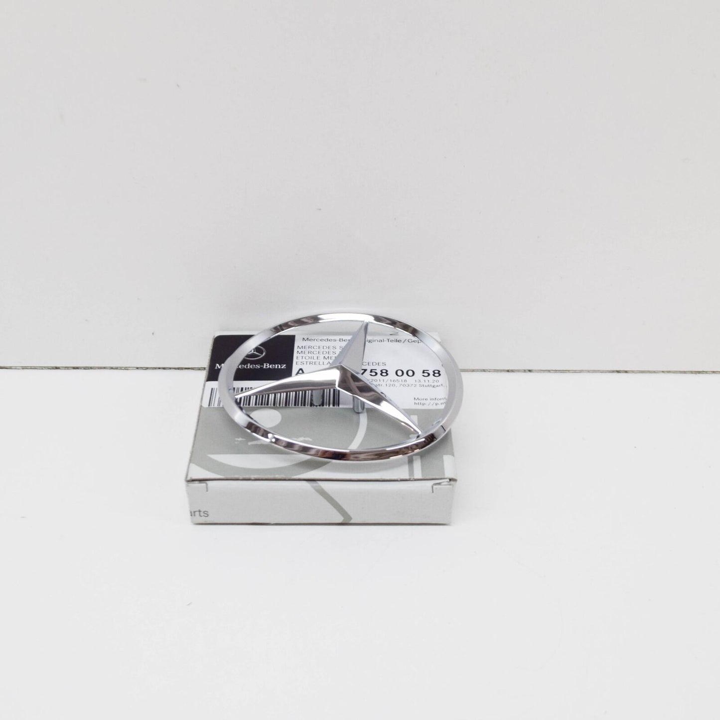 NEW MERCEDES-BENZ C215 CL REAR SILVER BOOT LID STAR BADGE EMBLEM A2157580058