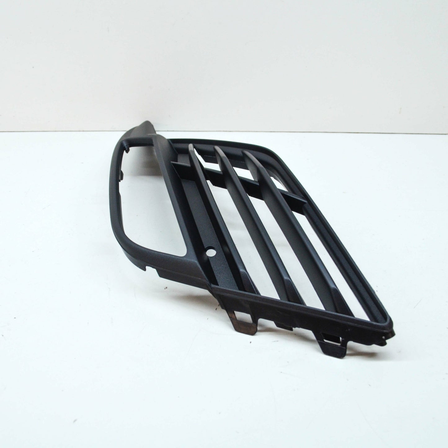 NEW SEAT LEON MK3 5F FRONT RIGHT FOG LIGHT GRILLE 5F0853666J9B9 ORIGINAL