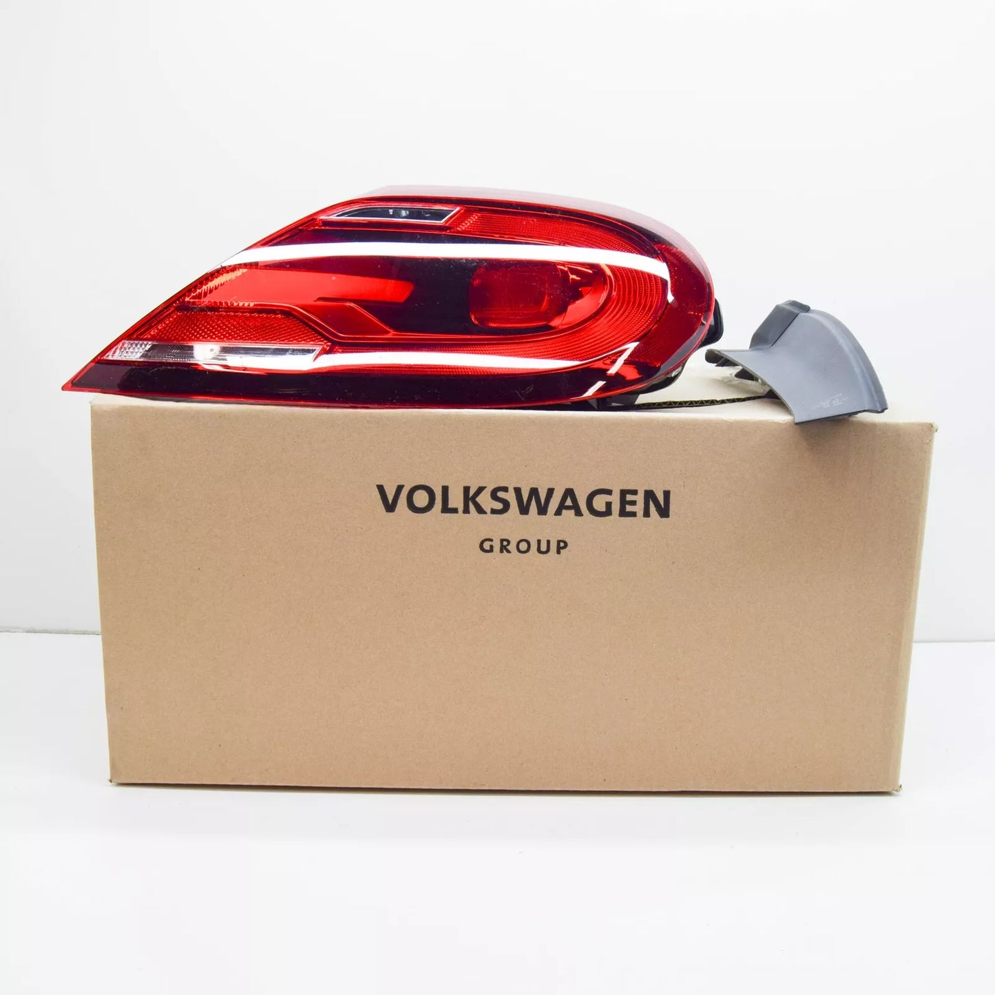 NEW VW BEETLE 5C REAR RIGHT TAILLIGHT 5C5945096S ORIGINAL