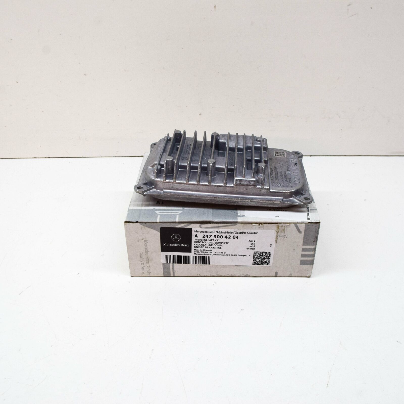 NEW MB GLA H247 FRONT RIGHT HEADLIGHT LED CONTROL UNIT A2479004204 ORIGINAL