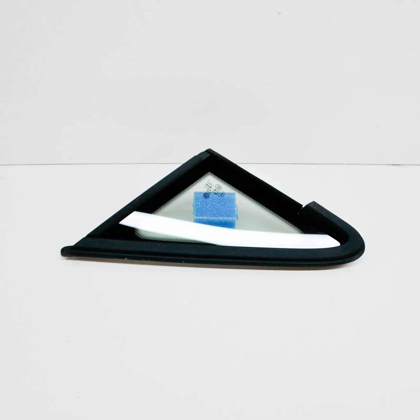 NEW VW GOLF MK7 FRONT LEFT A-PILLAR WINDOW GLASS 5G0845411ENVB