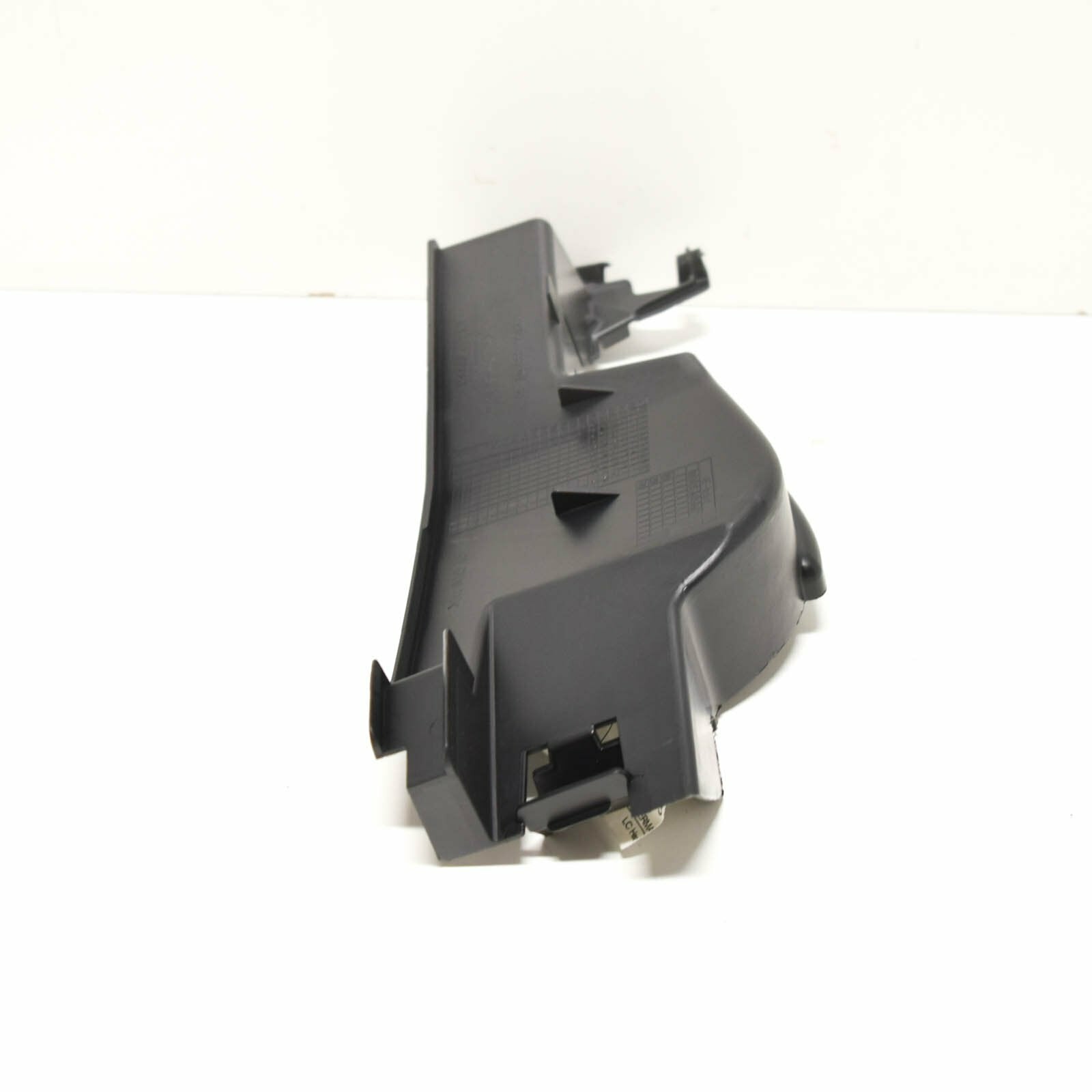 NEW MERCEDES-BENZ GLA-CLASS X156 LEFT AIR DUCT PLATE A1568880138 ORIGINAL