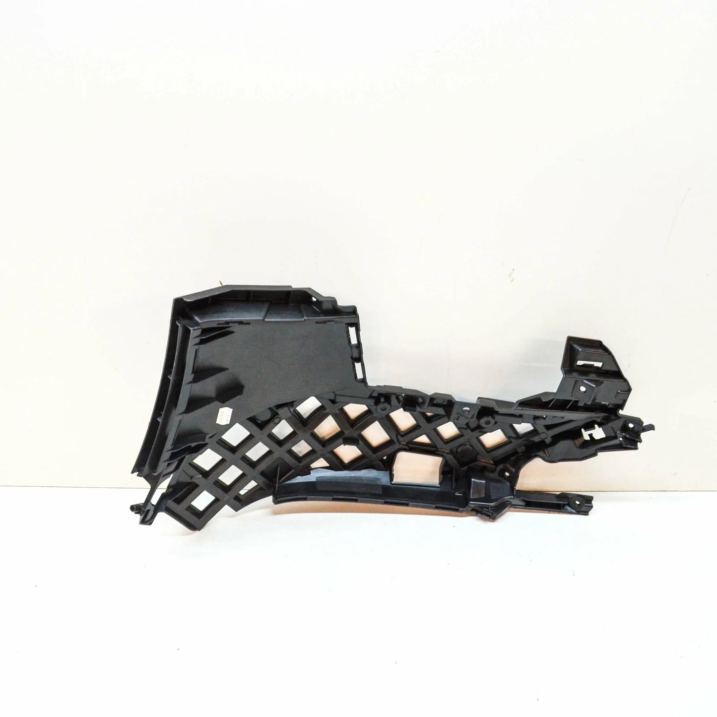 NEW VW ARTEON 3H7 FRONT RIGHT BUMPER GUIDE BRACKET R-LINE 3G8807178D