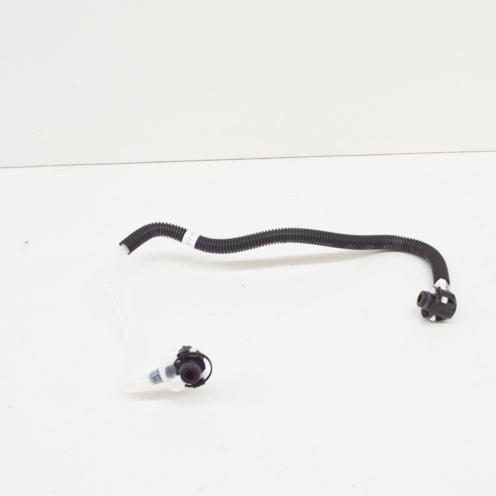 NEW MB SPRINTER 903 DIESEL 2.9 FUEL FILTER PIPE HOSE LINE A6110702032 ORIGINAL