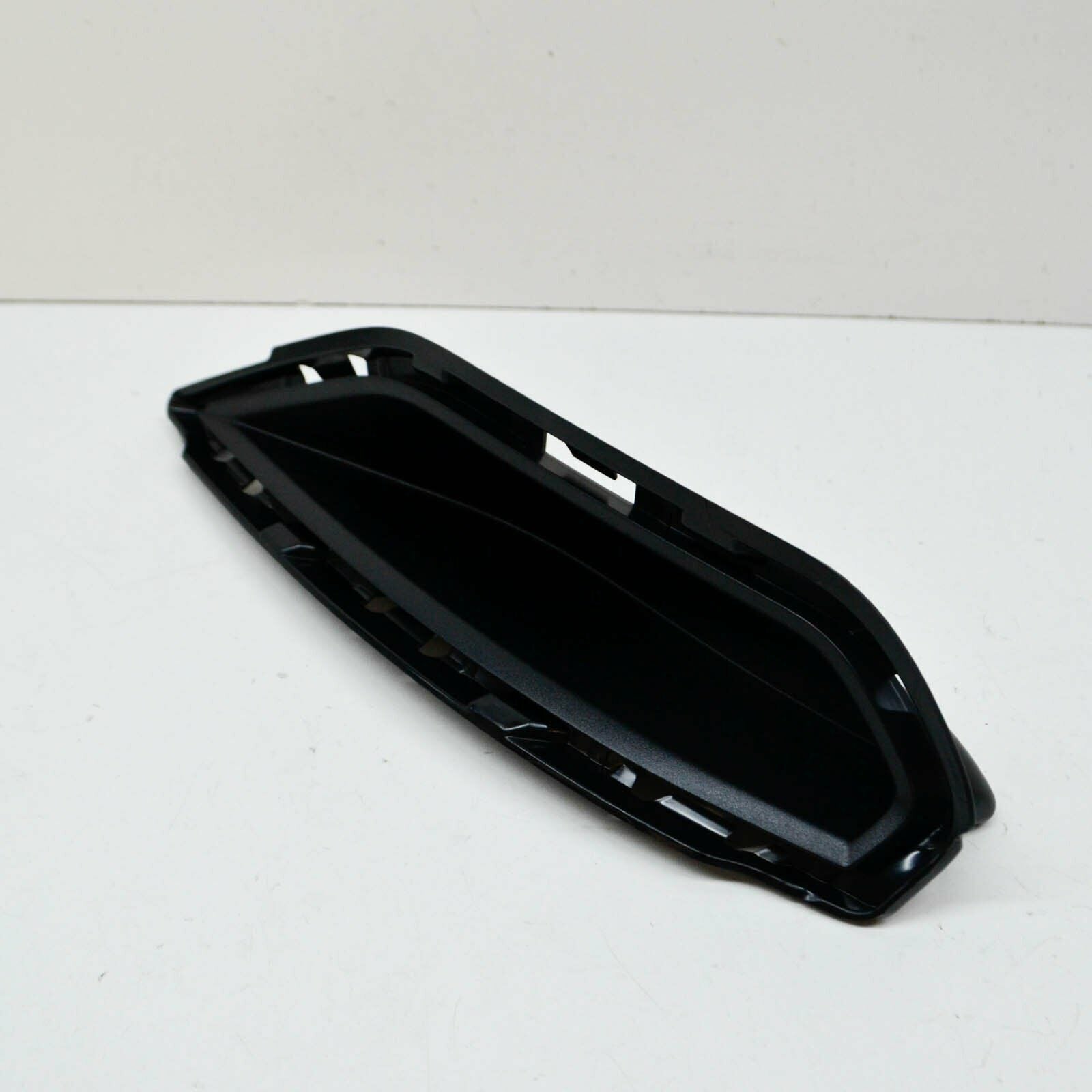 NEW AUDI Q3 F3 REAR BUMPER LOWER LEFT TRIM S-LINE 83A807833A9B9 ORIGINAL