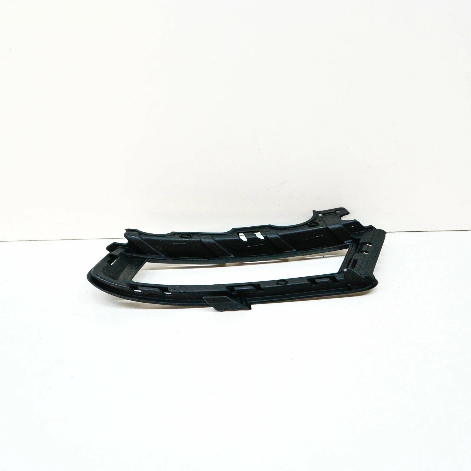 NEW VW GOLF 5G FRONT BUMPER RIGHT LOWER COVER TRIM 5G0853212E9B9 ORIGINAL