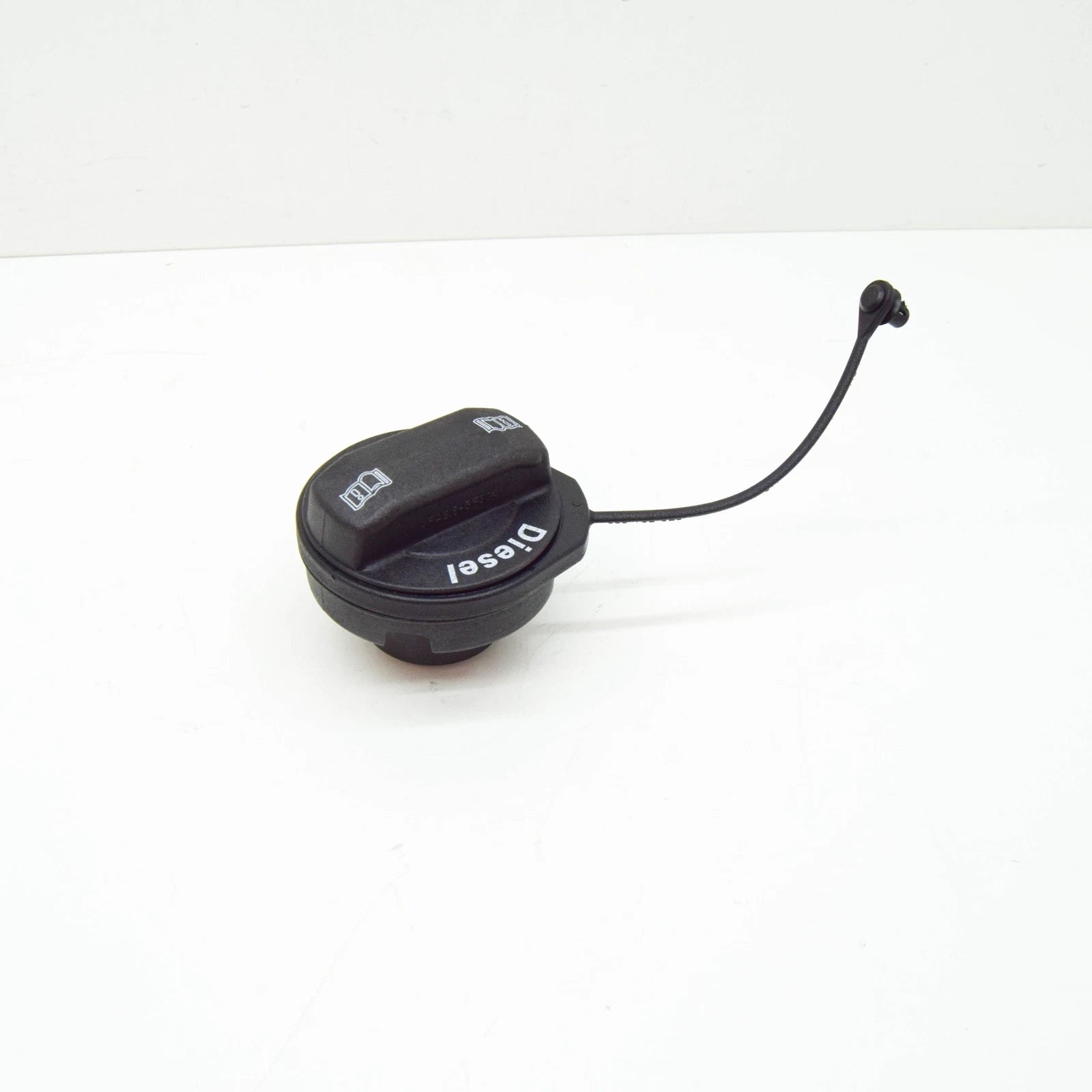 NEW AUDI A4 B8 FUEL FILLER COVER CAP 8E0201550H 2010 ORIGINAL