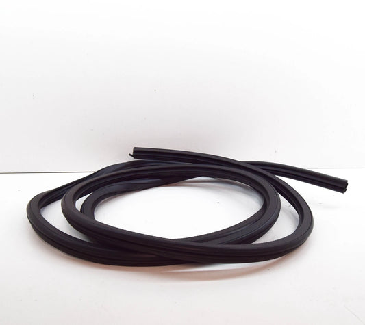 NEW MERCEDES-BENZ VITO W638 FRONT DOOR SEAL A6387320258 ORIGINAL