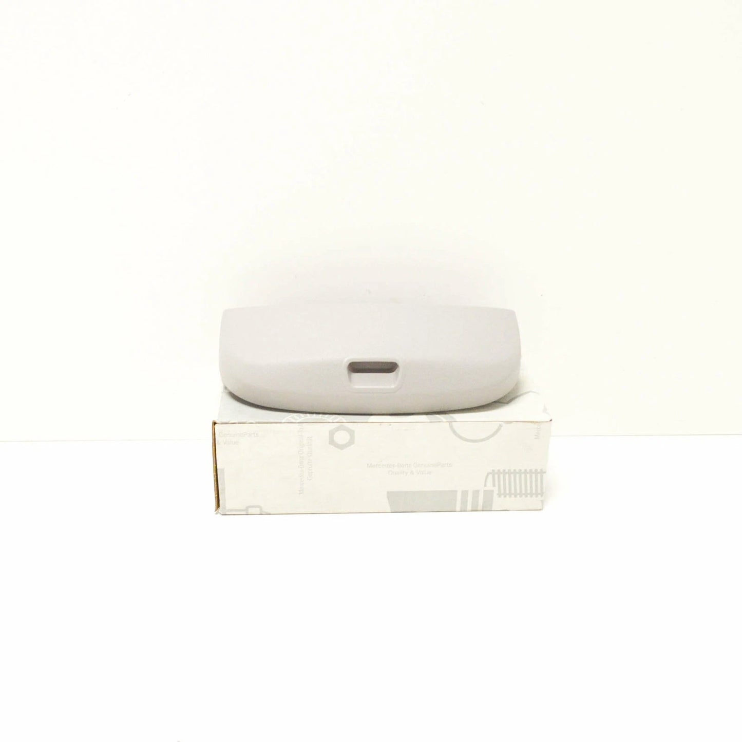 NEW MERCEDES BENZ C-CLASS W204 GREY SUNGLASS HOLDER A20481000417E94