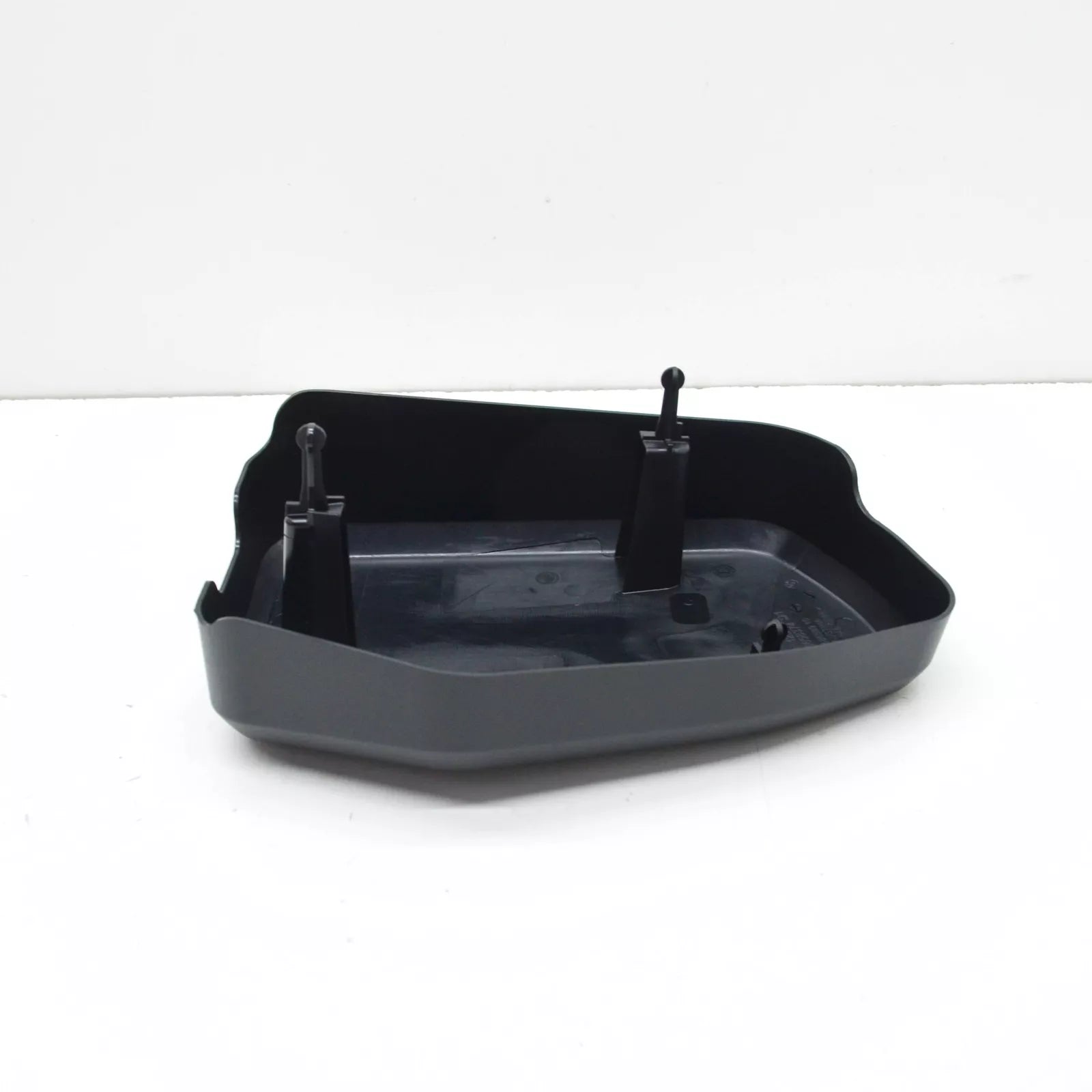 NEW BMW 5 G30 ENGINE CONTROL MODULE COVER 12908658374 8658374 ORIGINAL