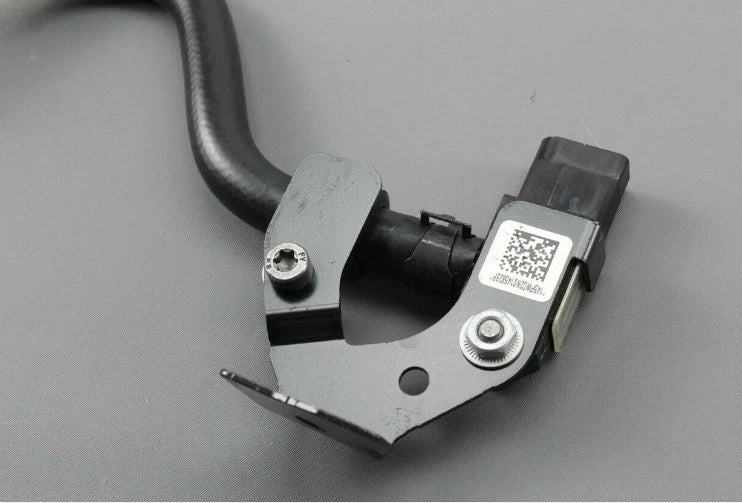 NEW VOLKSWAGEN CRAFTER SZ BOOST PRESSURE HOSE W SENSOR 2N0145828P ORIGINAL