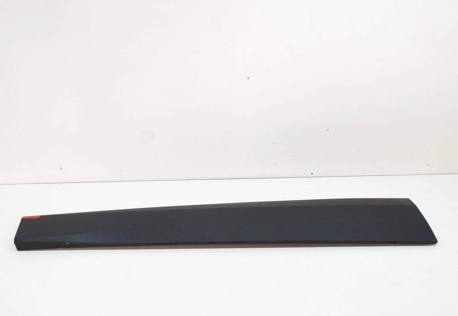 NEW VW ID.4 E21 FRONT LEFT DOOR LOWER MOLDING 11A8549399B9 ORIGINAL