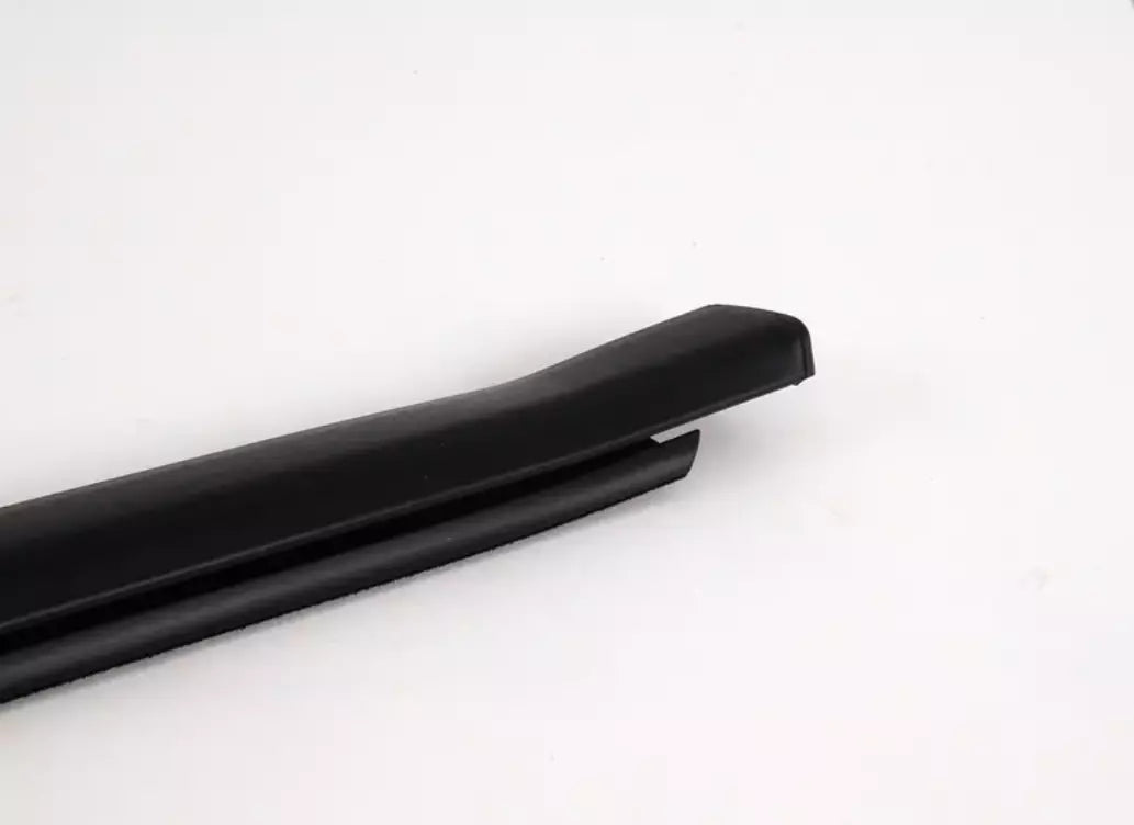 NEW BMW 3 E46 REAR RIGHT MATTE SHADOWLINE TRIM 51348194710 8194710 ORIGINAL