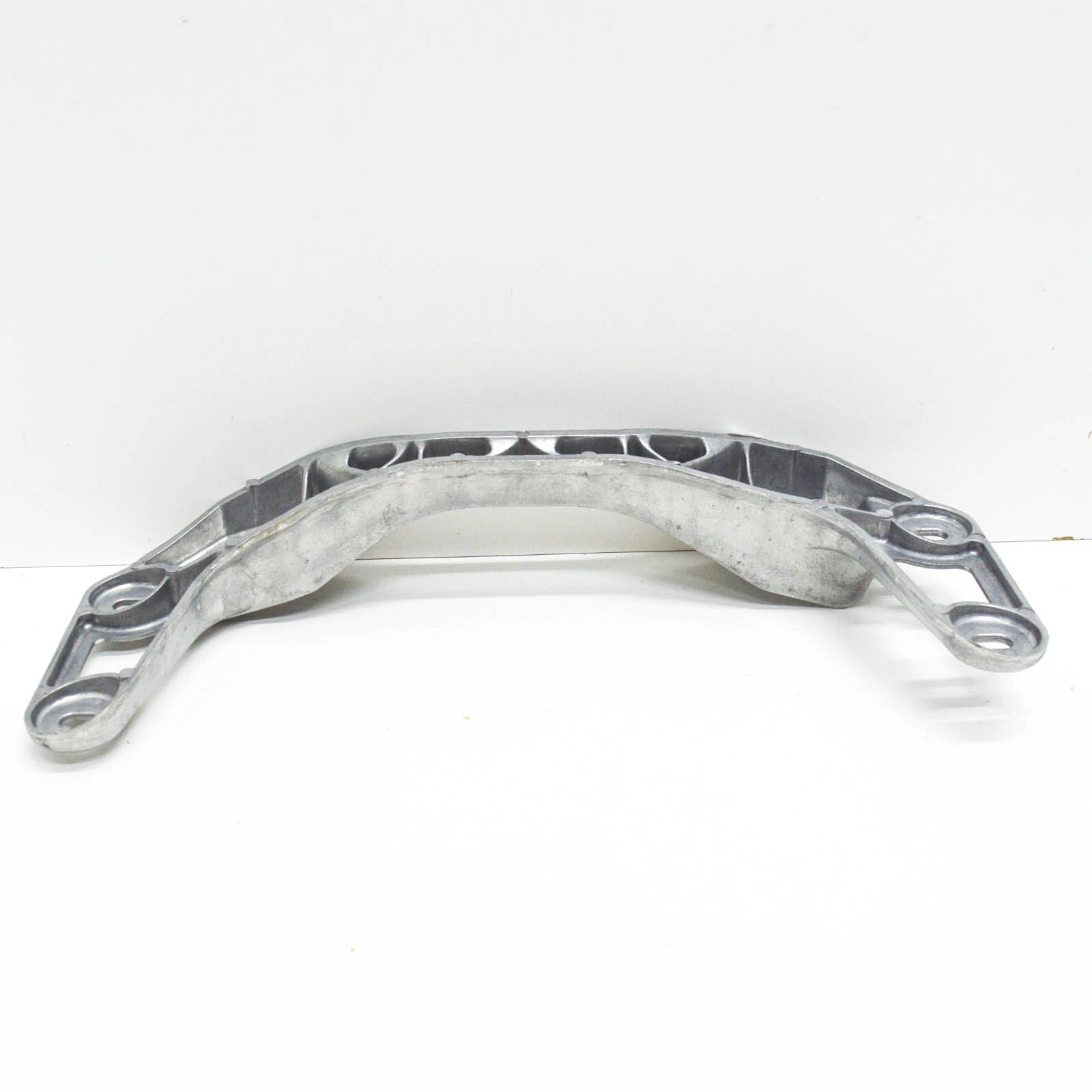 NEW BMW 3 E30 GEARBOX SUSPENSION CROSS MEMBER 23712225261 2225261 ORIGINAL