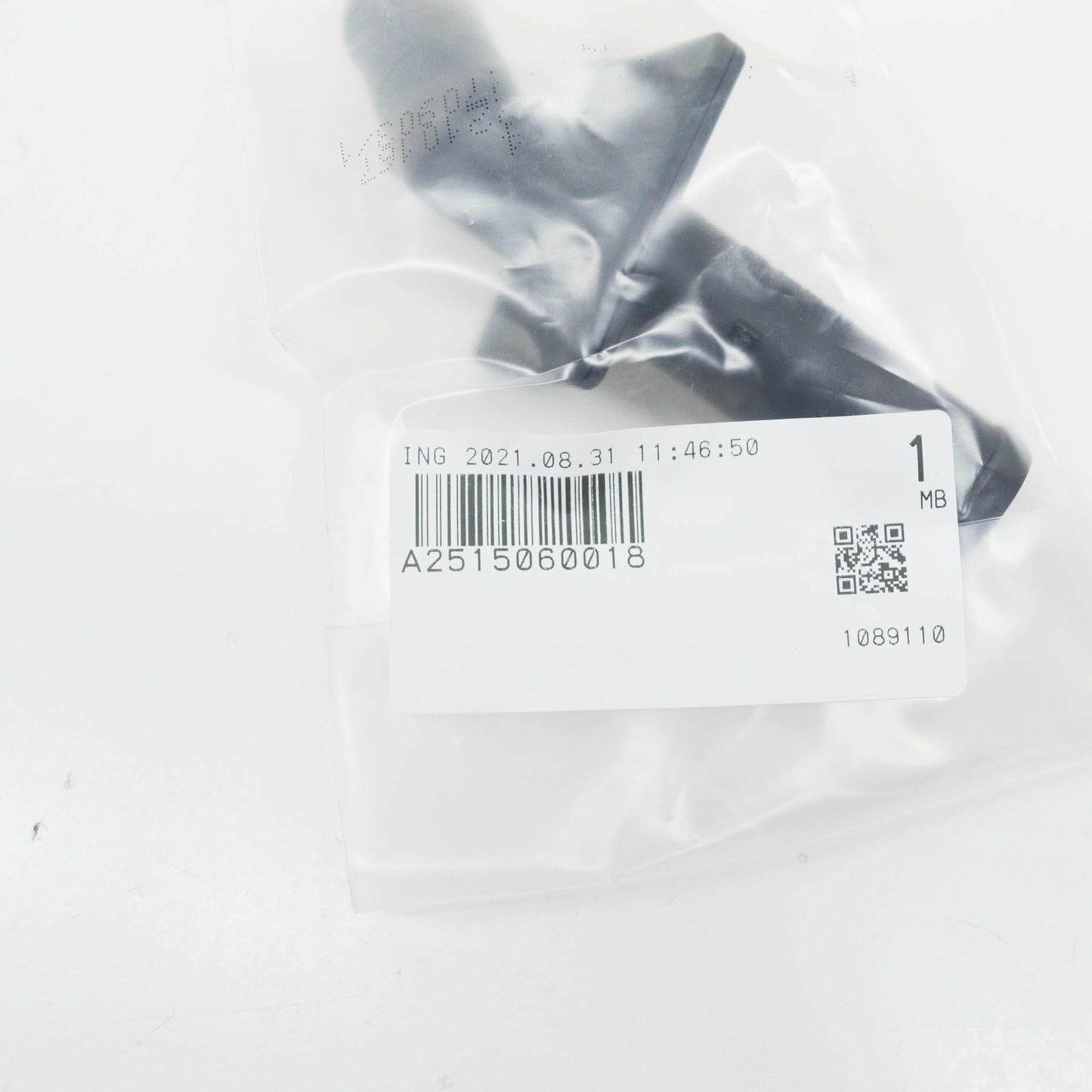 NEW MERCEDES-BENZ ML W164 ENGINE COOLANT CONNECTING PIPE LHD A2515060018