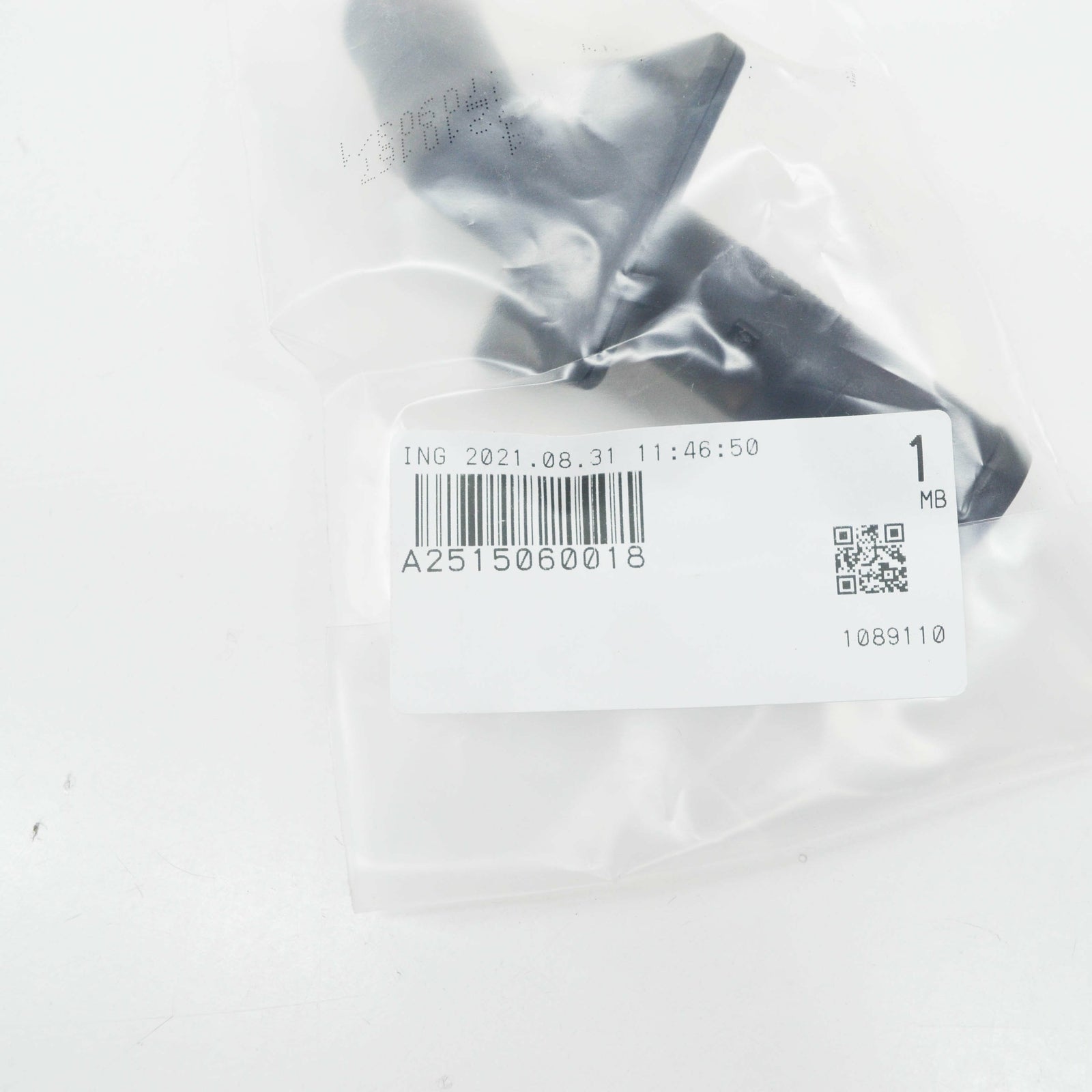 NEW MERCEDES-BENZ ML W164 ENGINE COOLANT CONNECTING PIPE LHD A2515060018