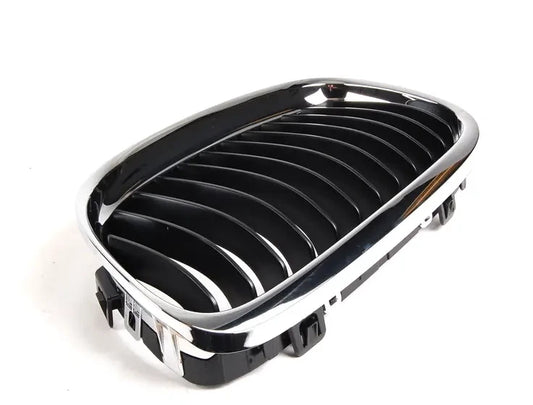 NEW BMW 3 E90 FRONT RADIATOR LEFT KIDNEY CHROME GRILLE 51137201967 ORIGINAL