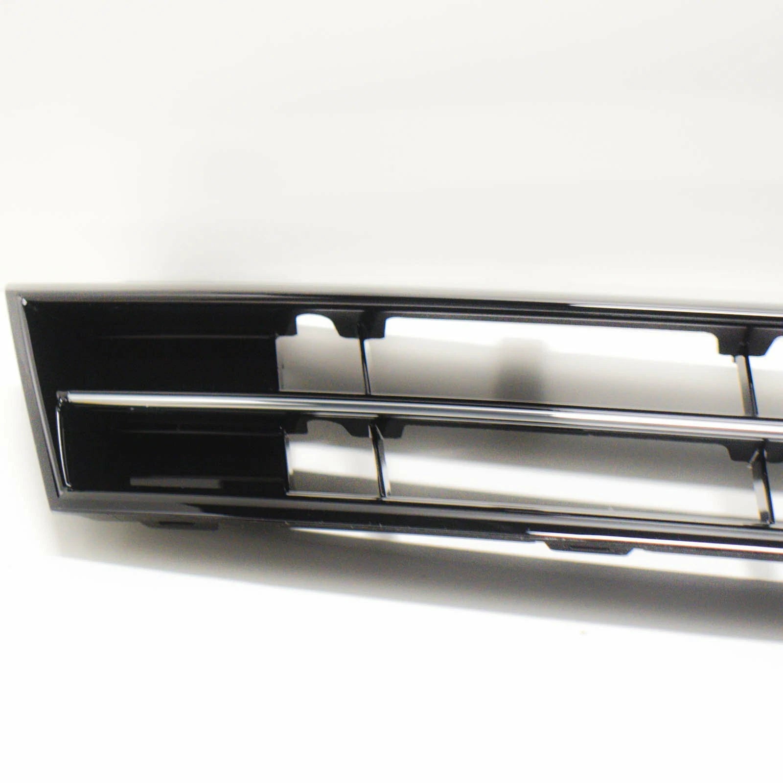 NEW VW POLO 6R GT FRONT BUMPER RADIATOR GRILLE 6R0853651AB FOD ORIGINAL