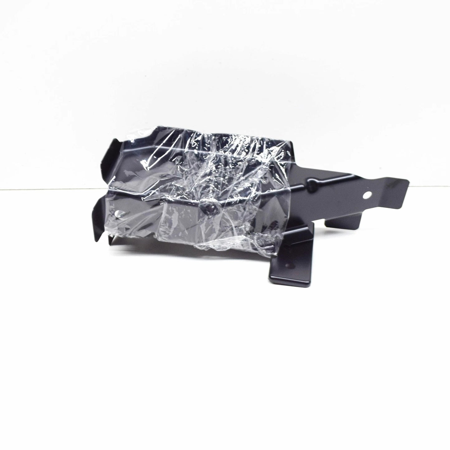 NEW VW CRAFTER FURGON SY FRONT RIGHT OUTRIGGER WHEEL HOUSING 2N0803708 ORIGINAL