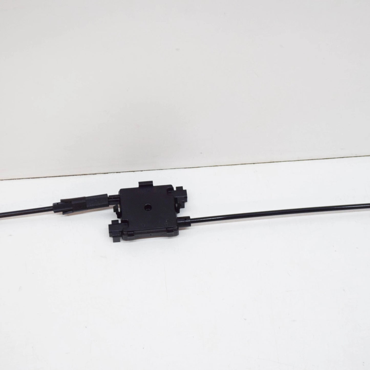 NEW AUDI A6 C7 FRONT HOOD LATCH BONNET RELEASE CABLE CENTER 4G0823531A ORIGINAL