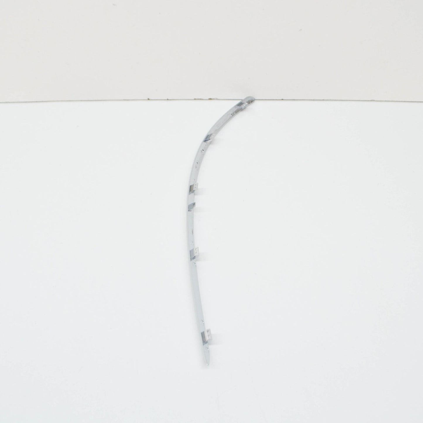 NEW MERCEDES-BENZ B W245 FRONT LEFT BUMPER MOLDING A1698851721 ORIGINAL