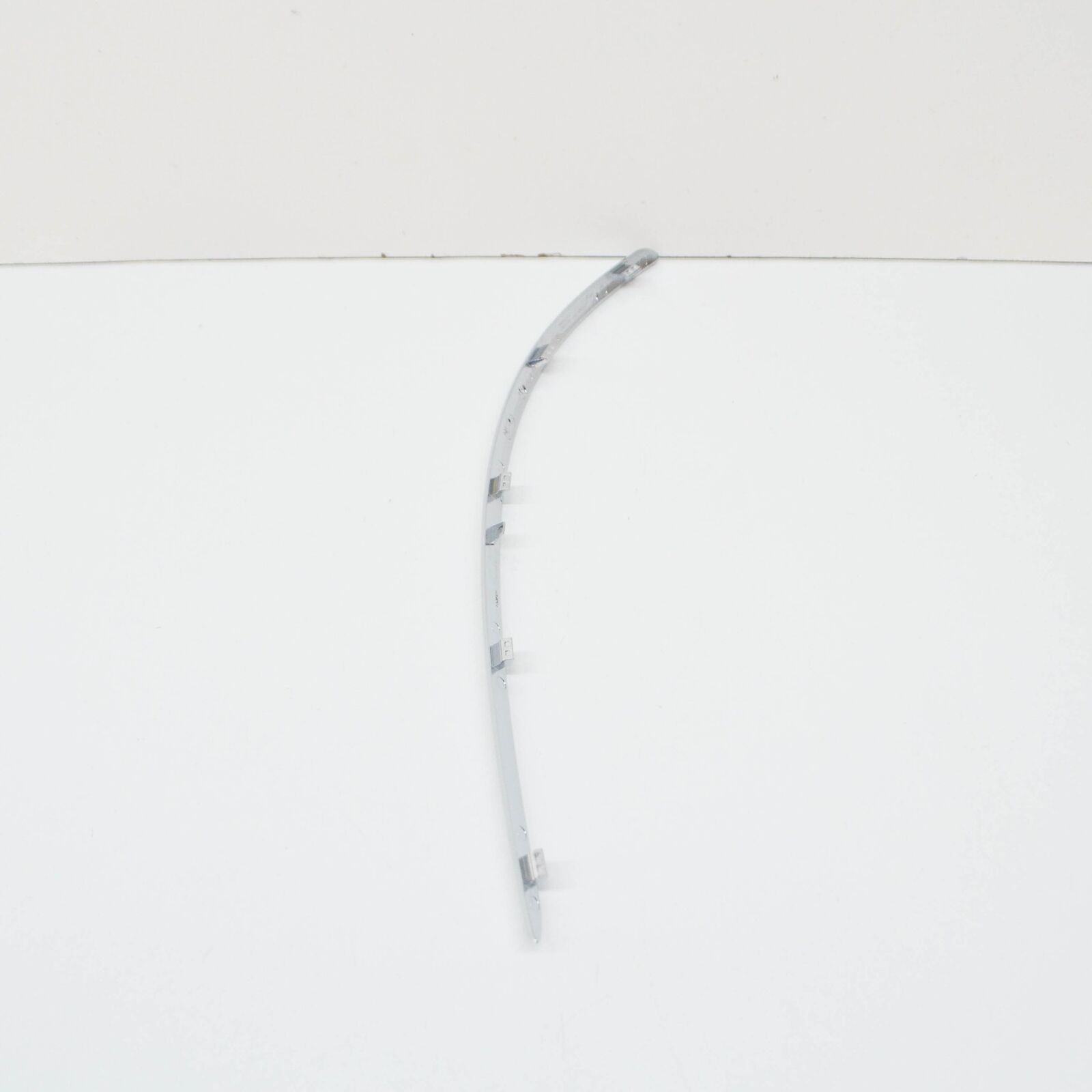 NEW MERCEDES-BENZ B W245 FRONT LEFT BUMPER MOLDING A1698851721 ORIGINAL