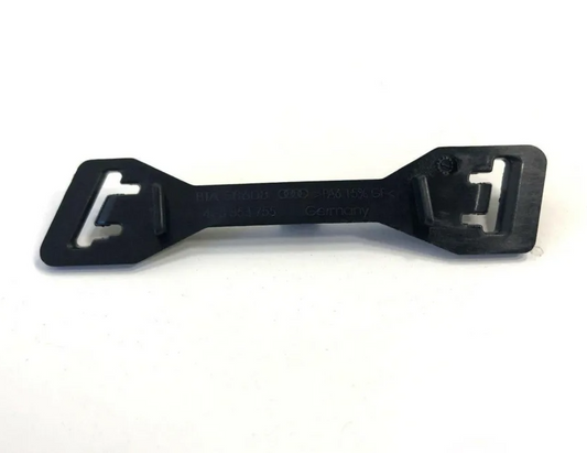 new audi rs7 sportback 4g front rs7 badge emblem securing clip 4g8853755