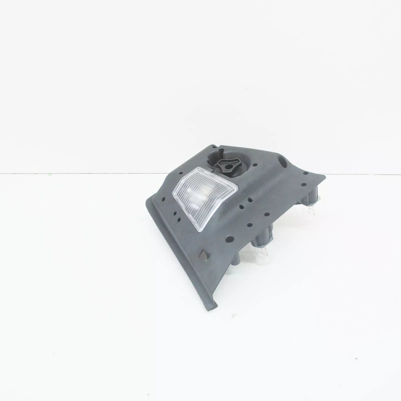 NEW BMW 3 E46 REAR LEFT TAIL LIGHT BULB HOLDER 7165865 63217165865 ORIGINAL